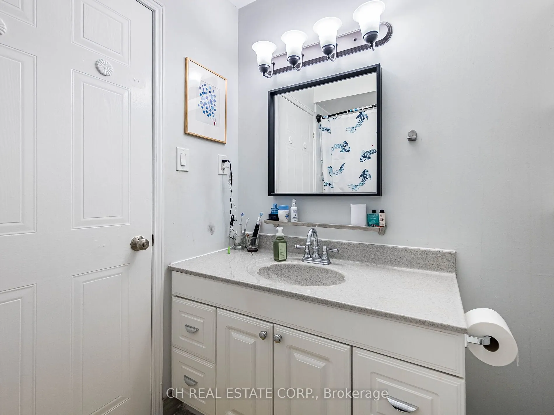 895 Maple Avenue, #215