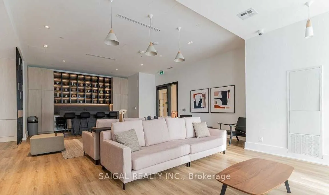 5249 Dundas Street W, #4009