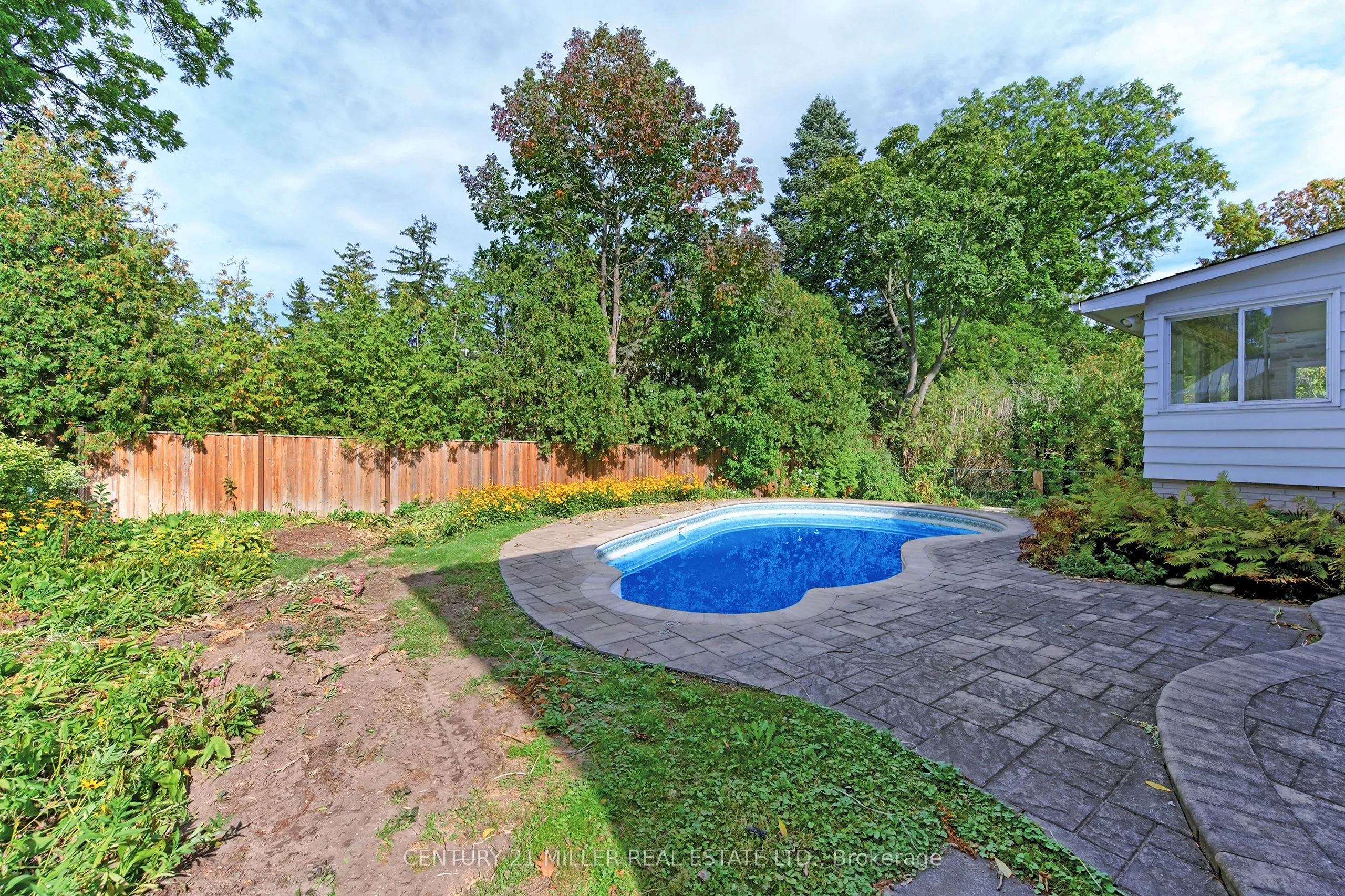 111 Gloucester Avenue