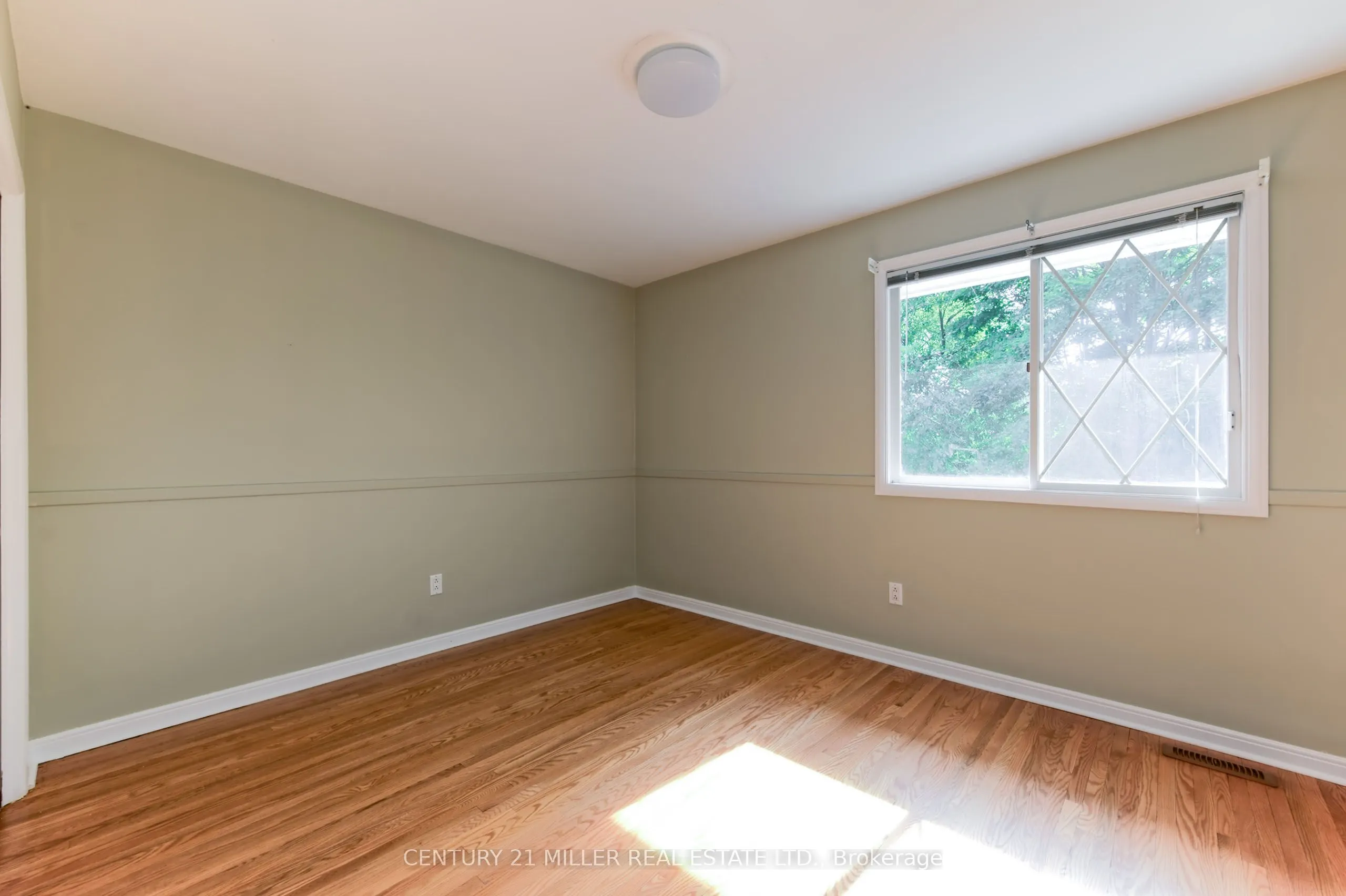 111 Gloucester Avenue