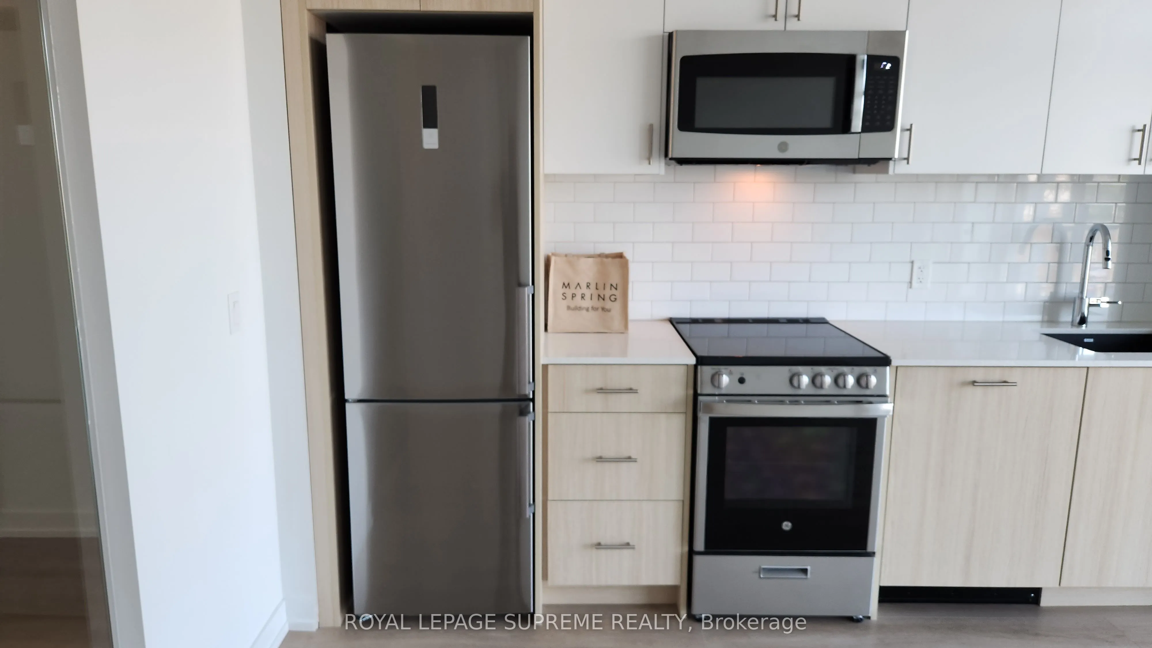 1195 The Queensway Avenue, #419