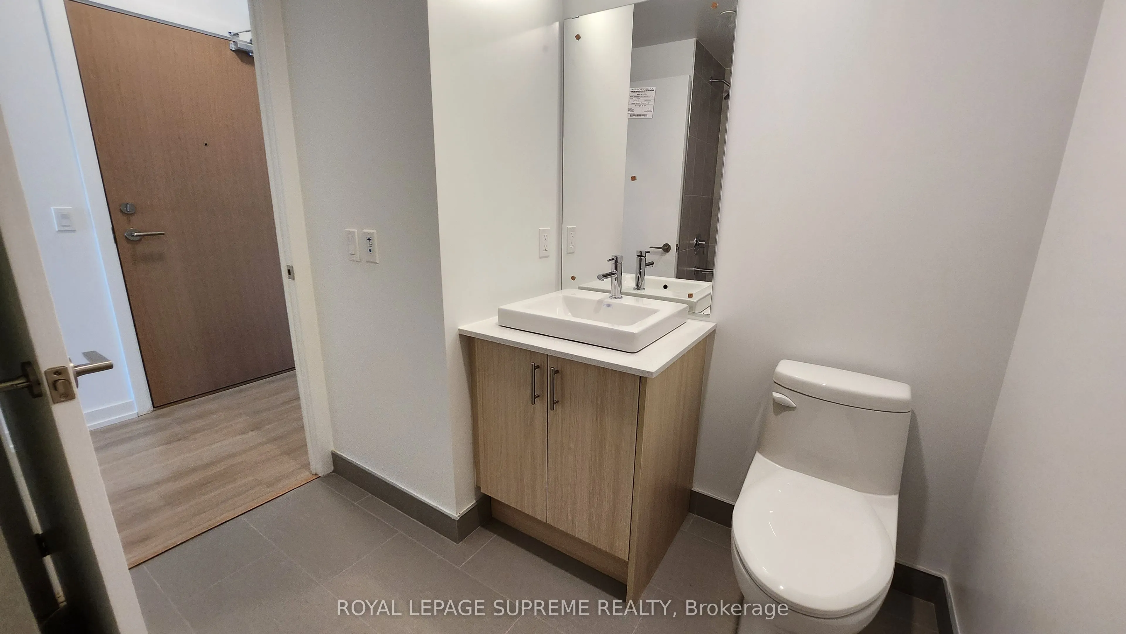 1195 The Queensway Avenue, #419