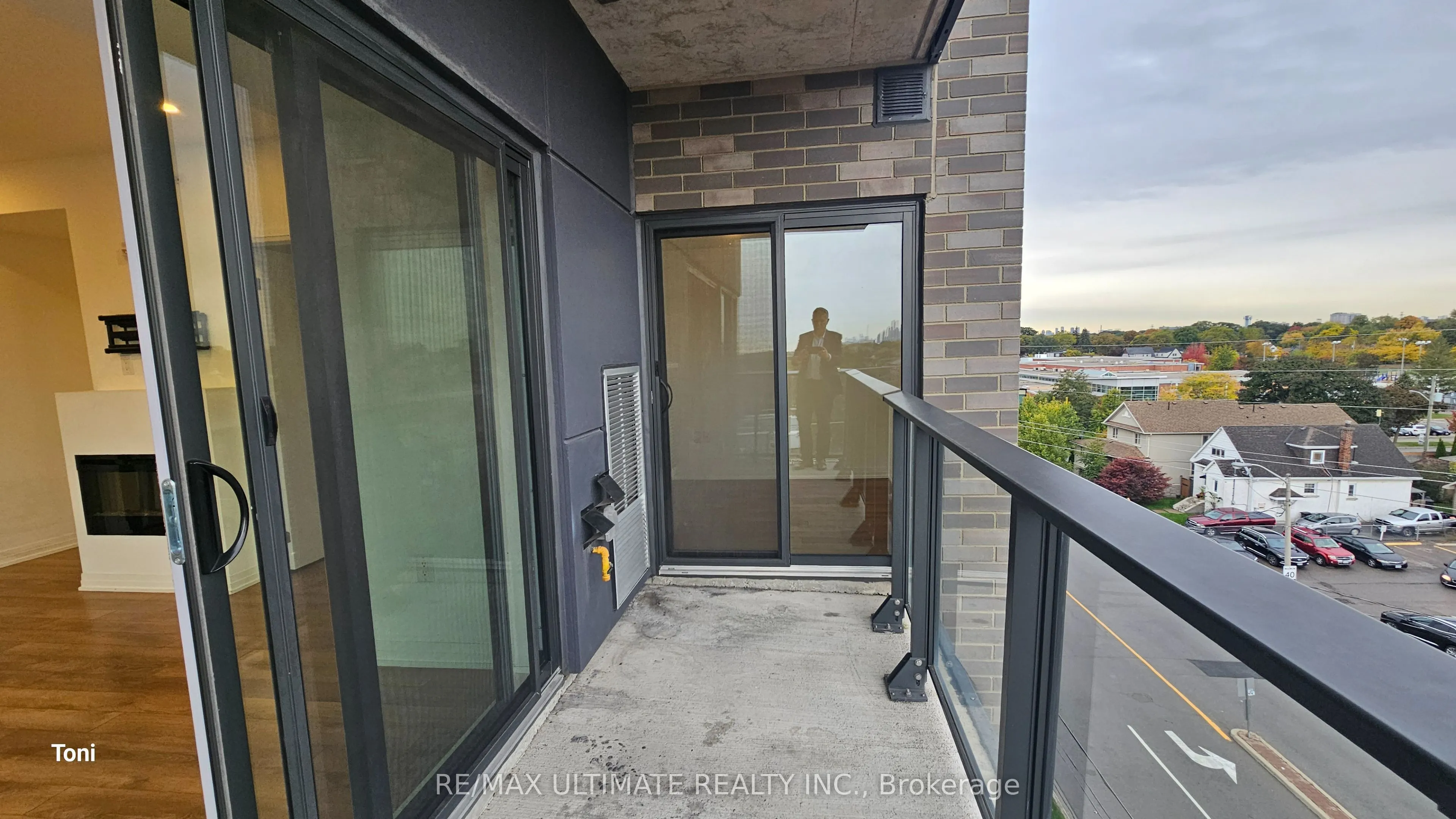 408 Browns Line, #505