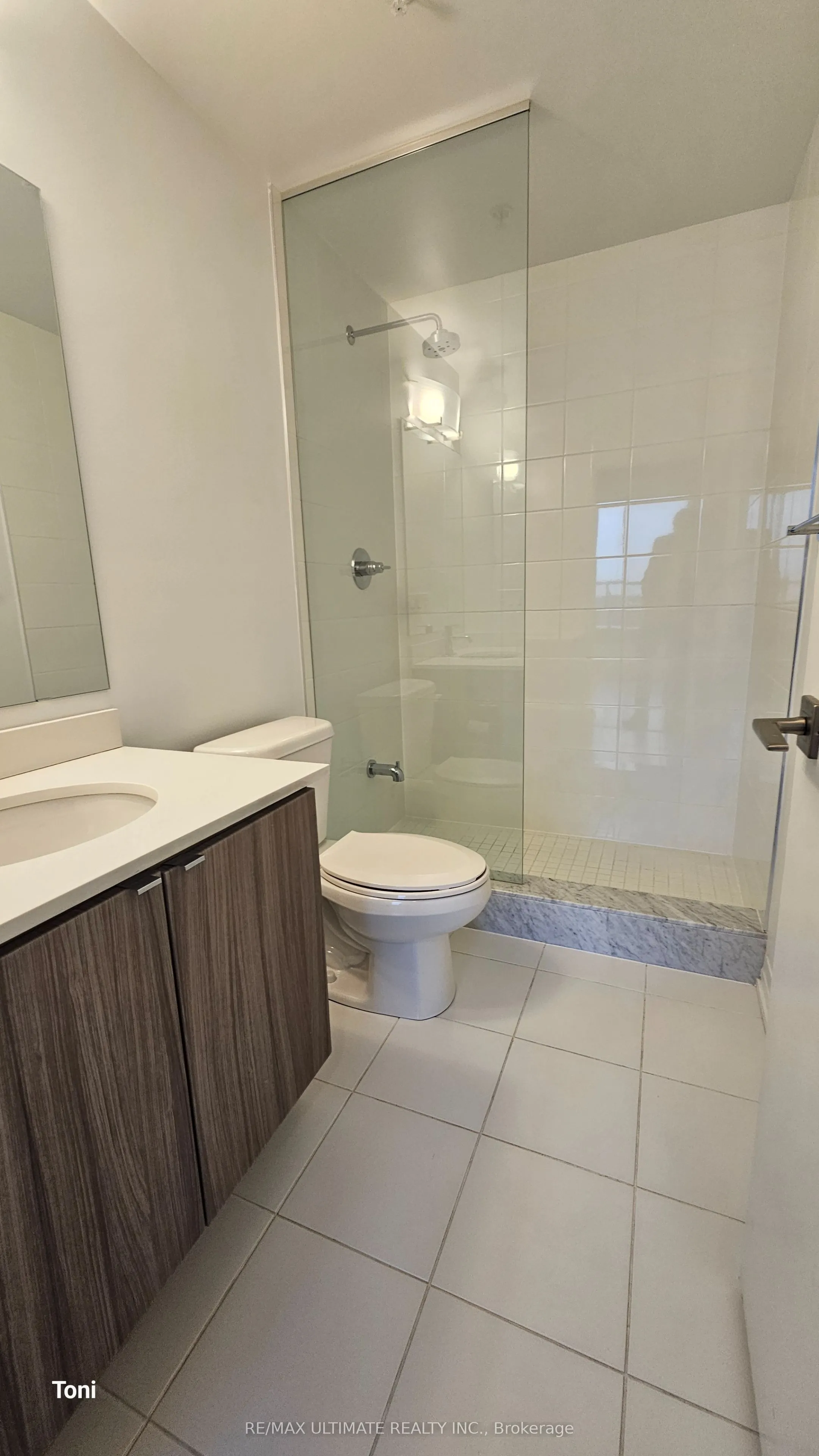 408 Browns Line, #505