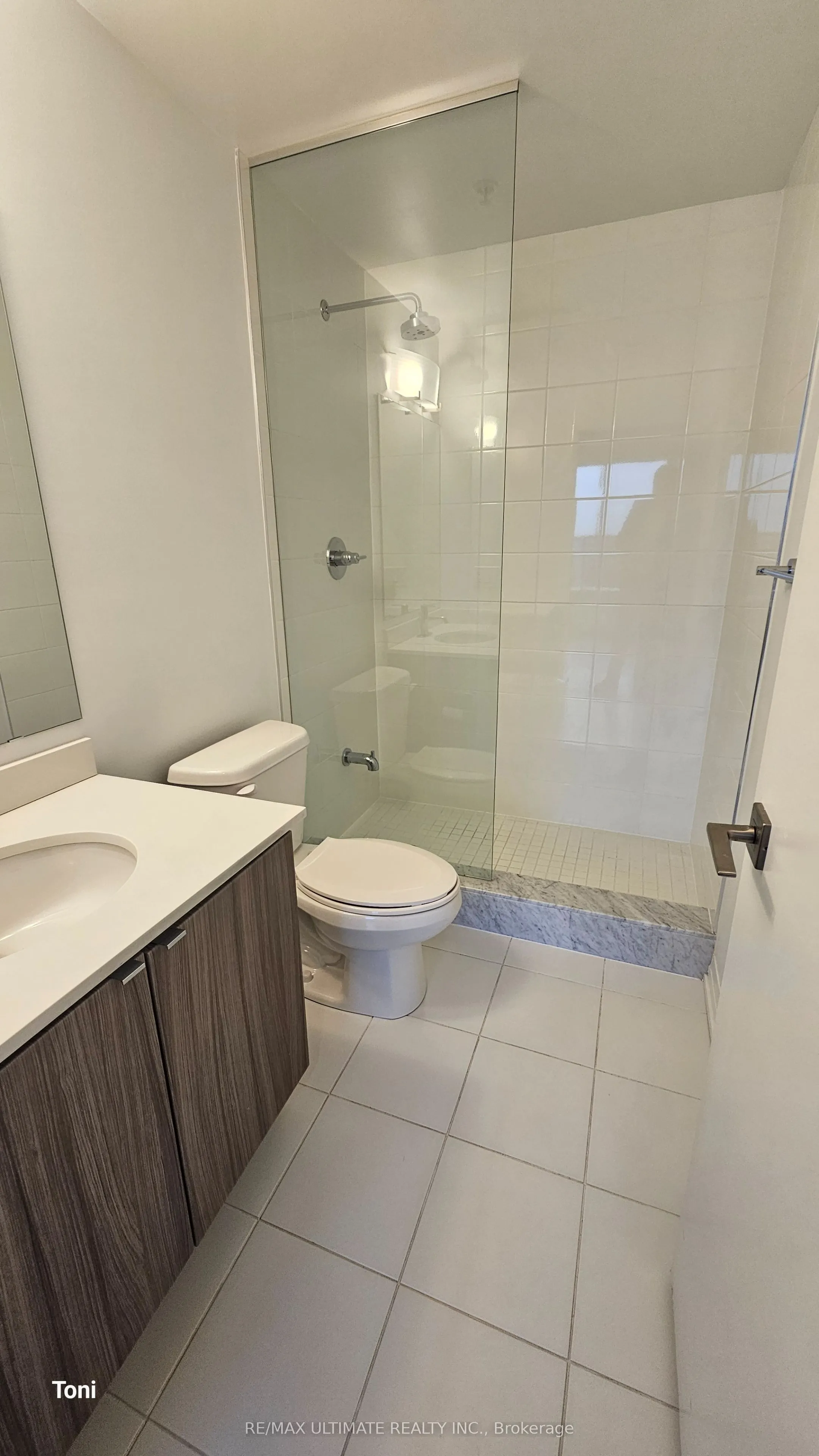 408 Browns Line, #505