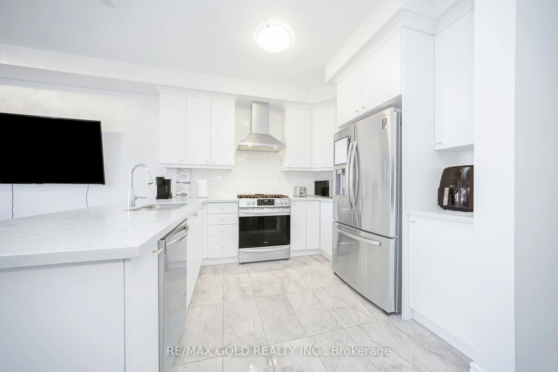 75 Branigan Crescent