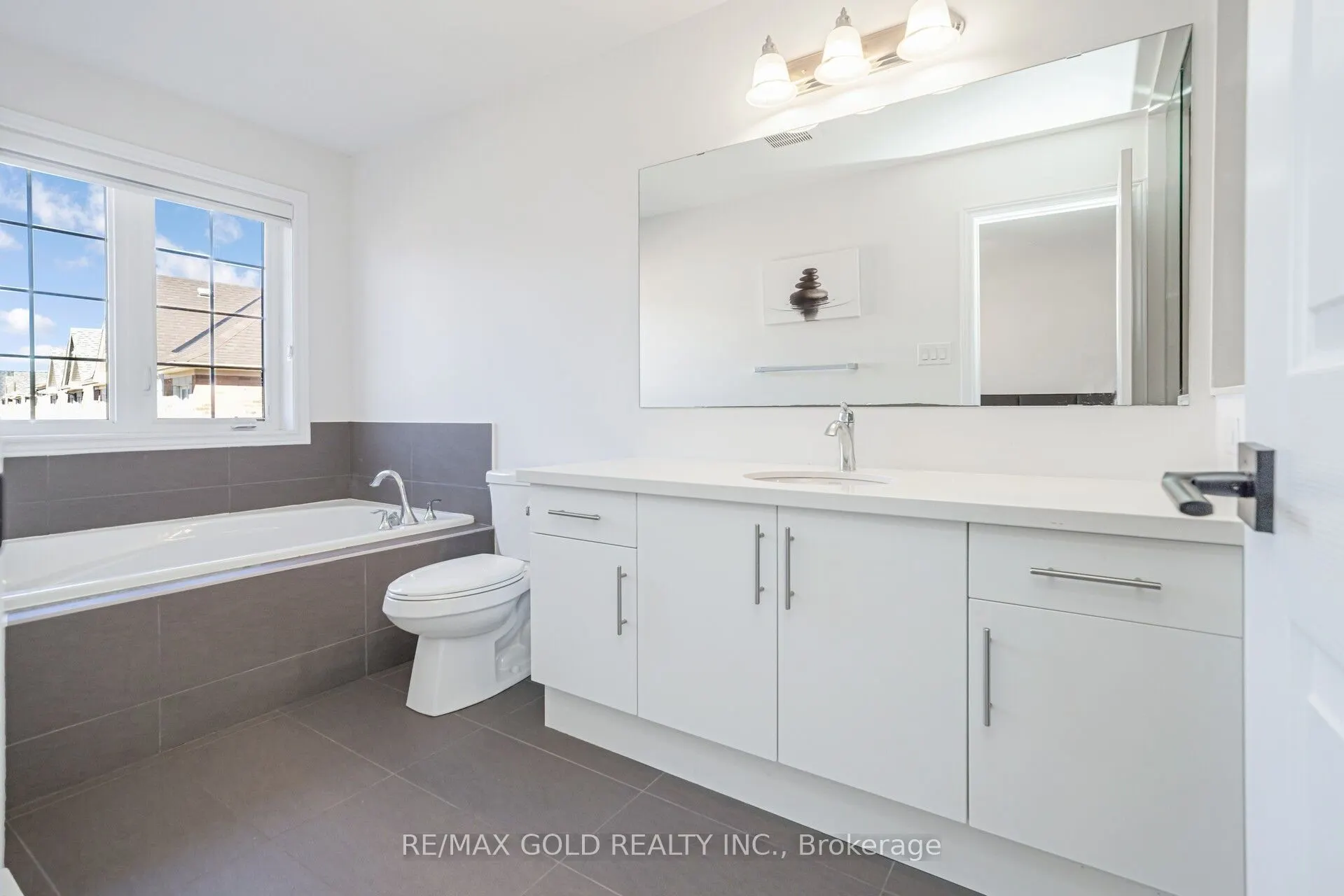 75 Branigan Crescent