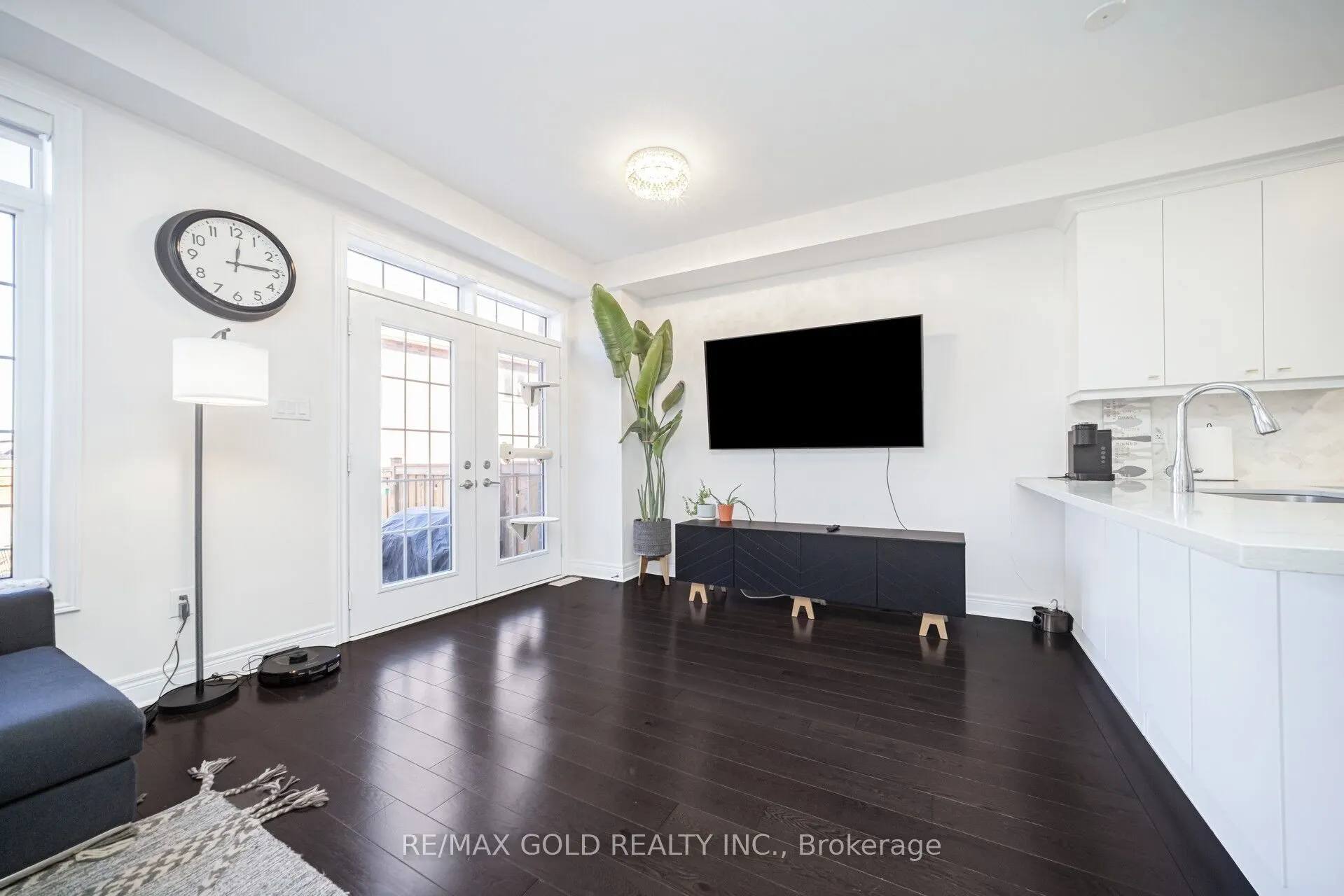 75 Branigan Crescent