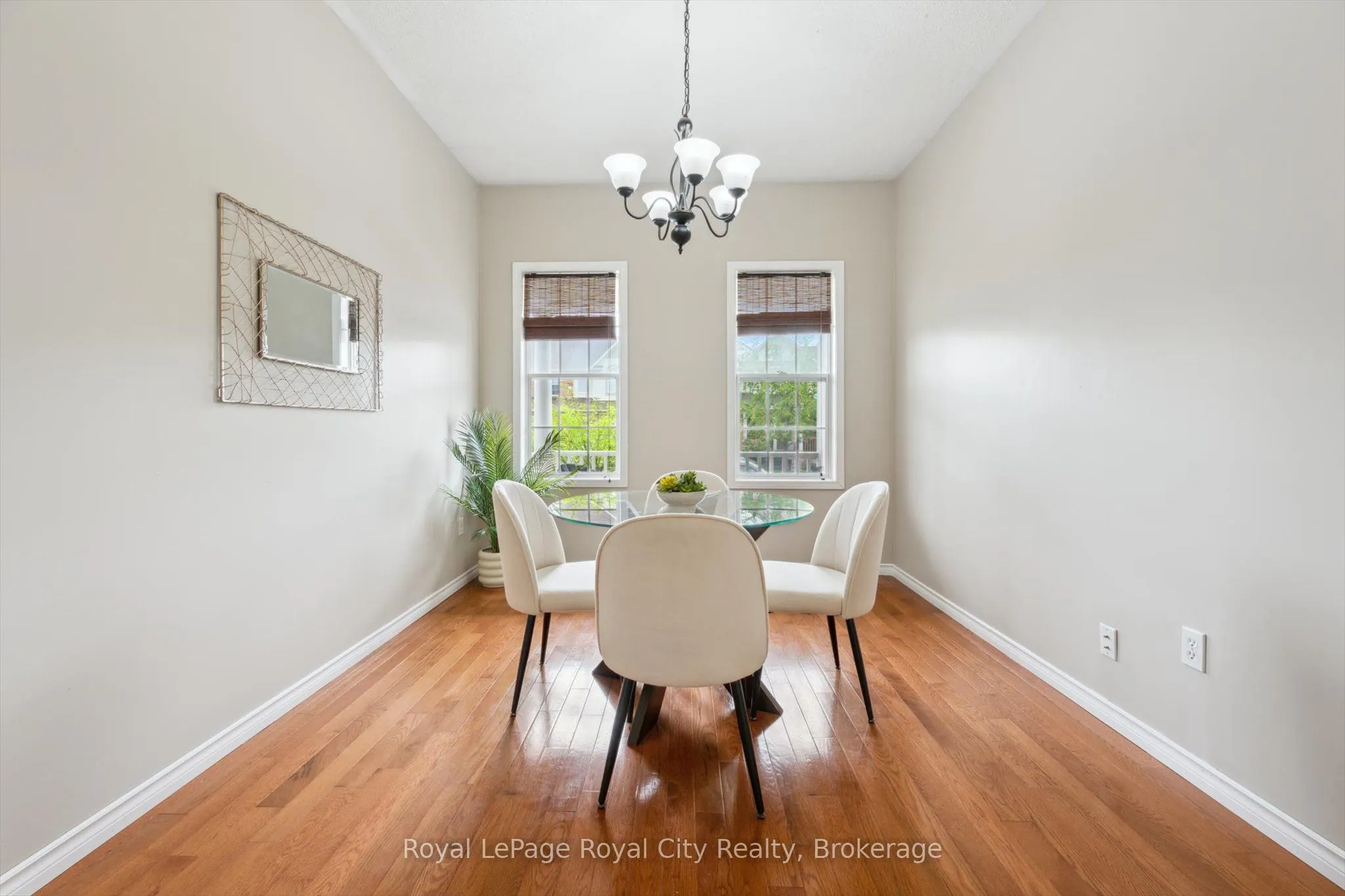 1617 Gowling Terrace