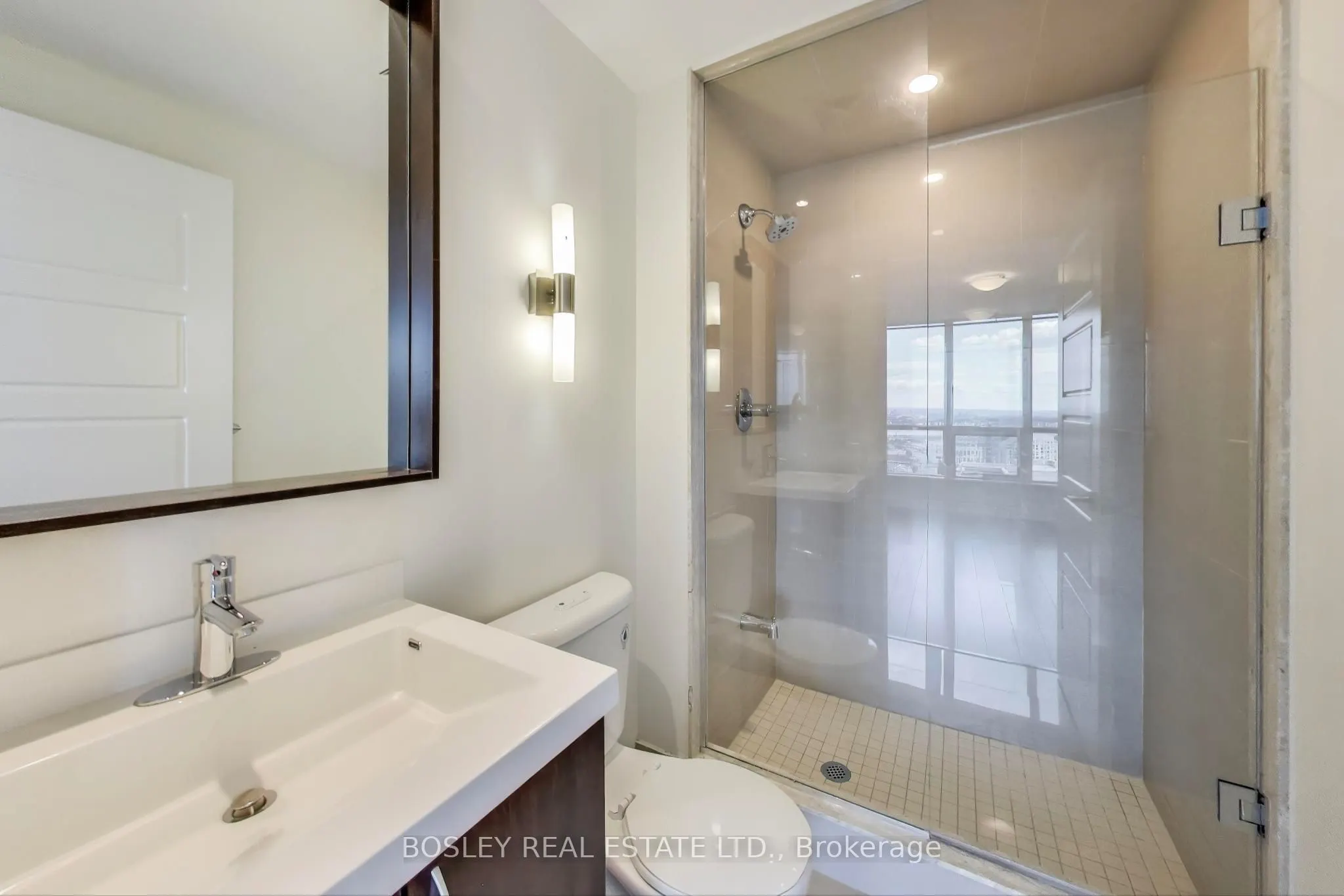 15 Viking Lane, #3402