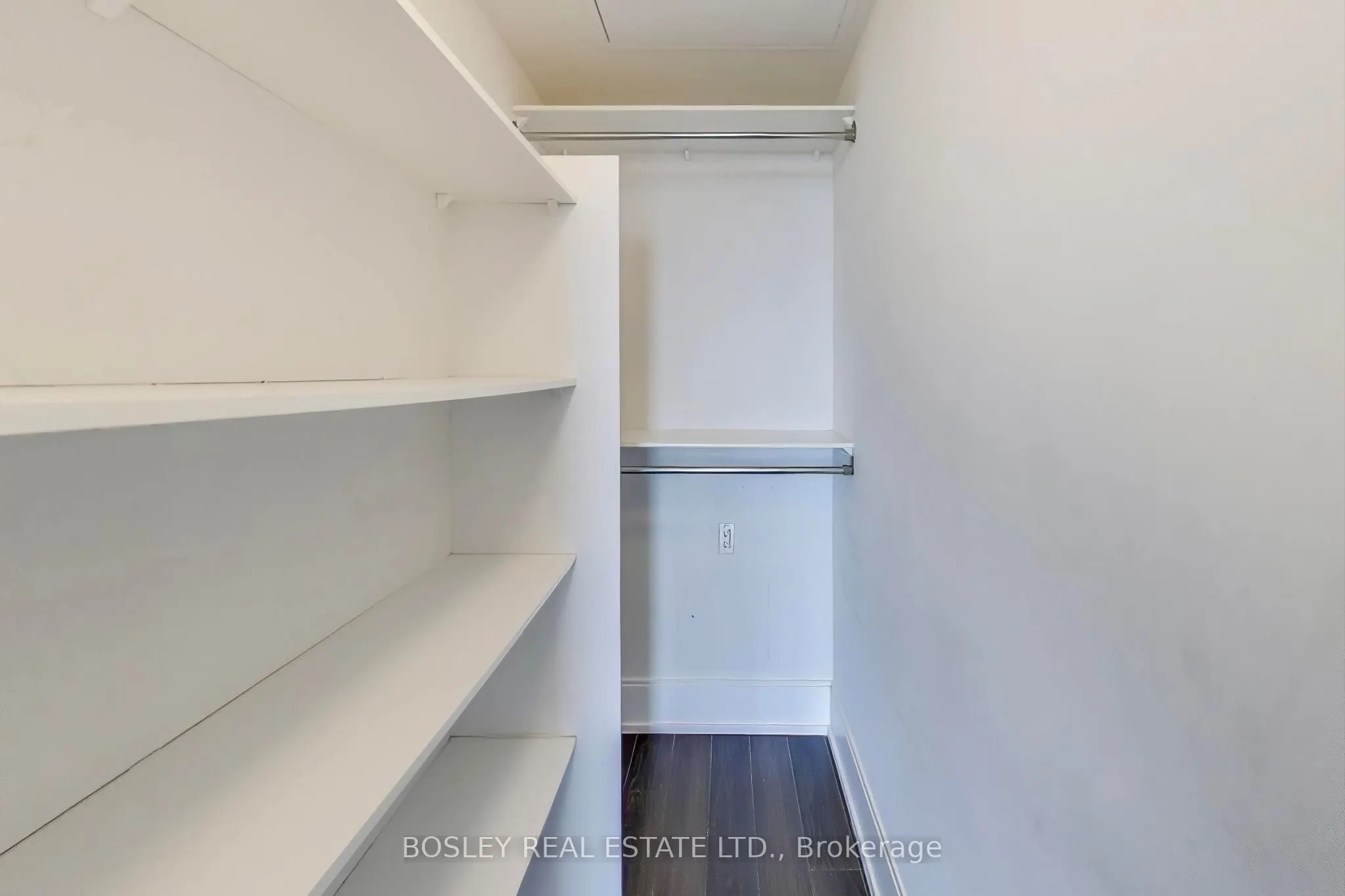 15 Viking Lane, #3402