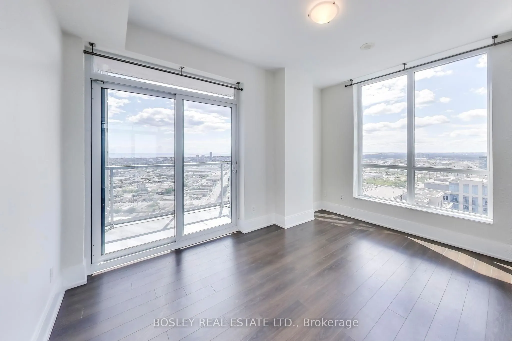 15 Viking Lane, #3402