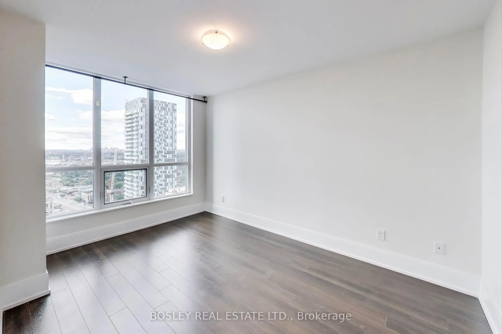 15 Viking Lane, #3402