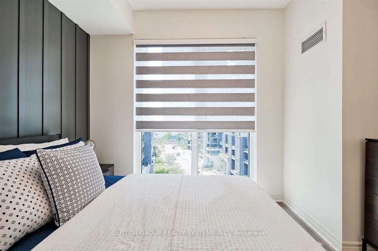 39 Annie Craig Drive, #704