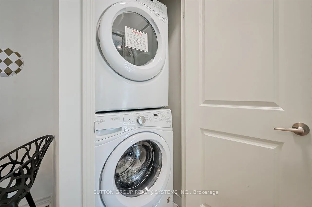 39 Annie Craig Drive, #704