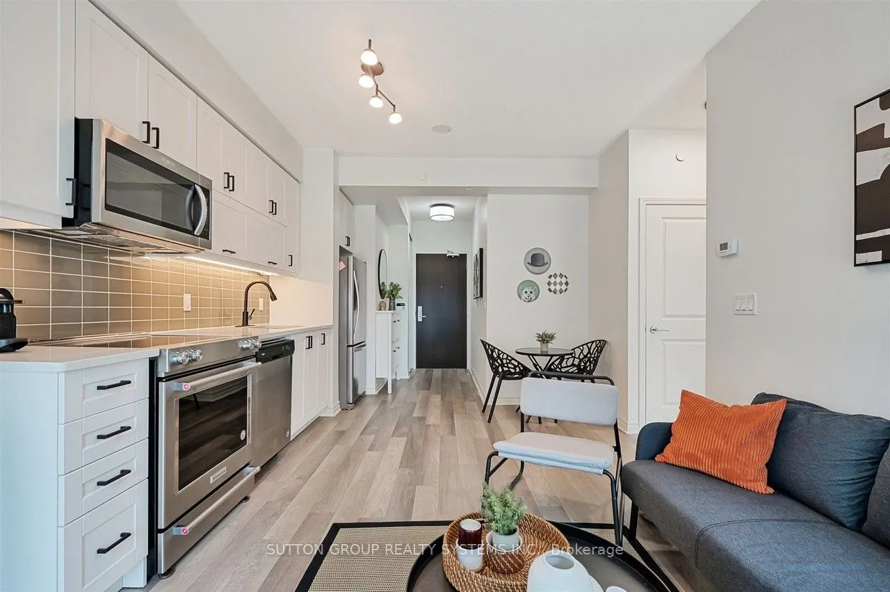 39 Annie Craig Drive, #704