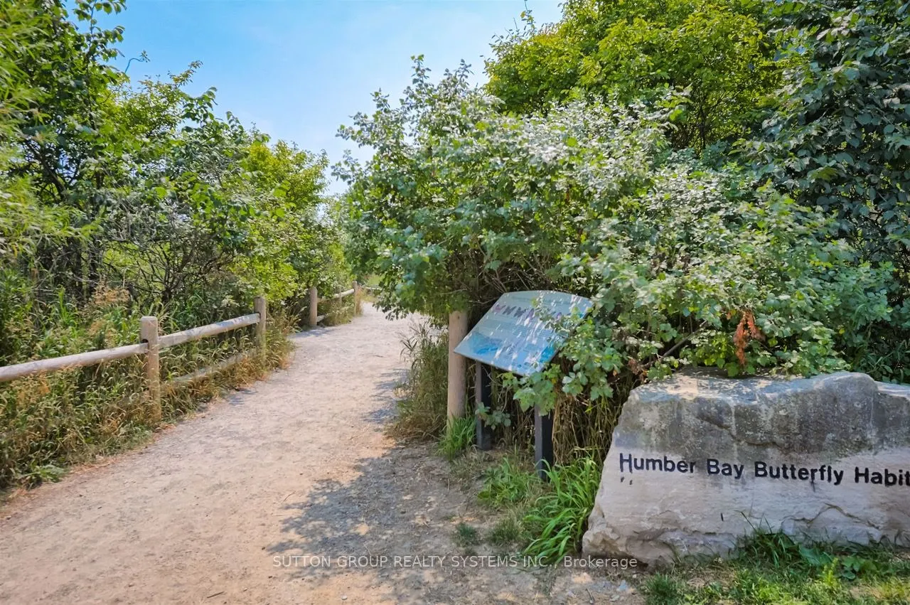 39 Annie Craig Drive, #704