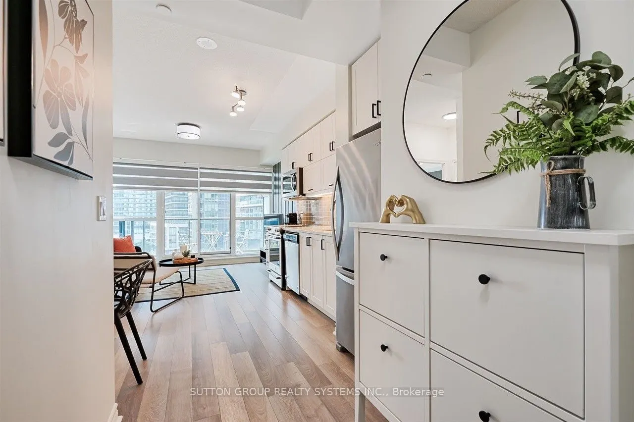 39 Annie Craig Drive, #704