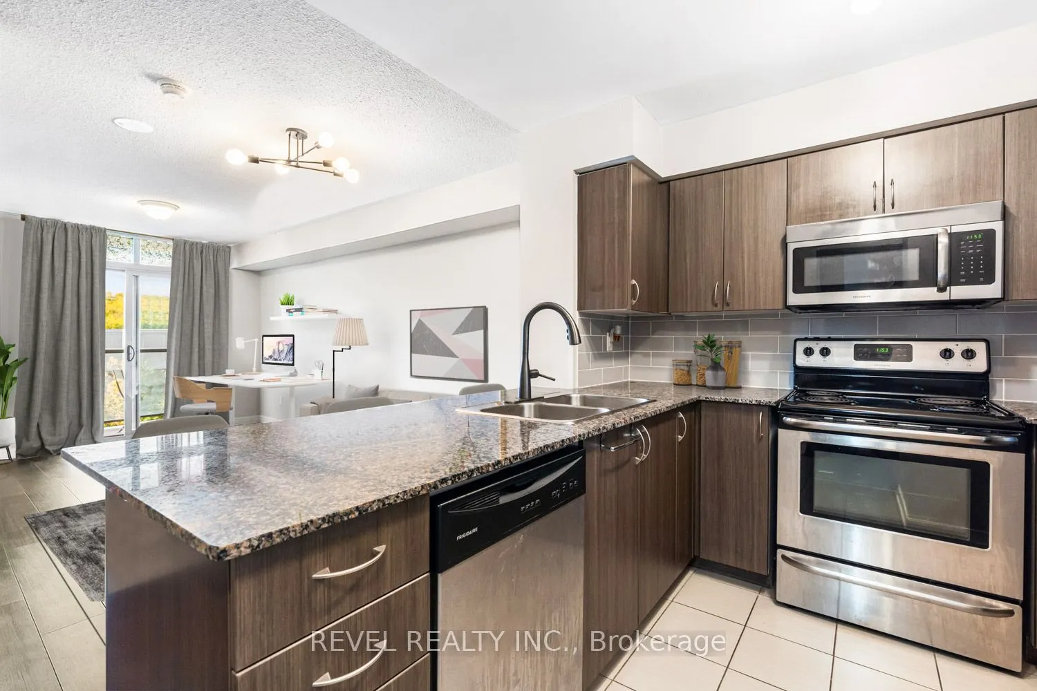 812 Lansdowne Avenue, #310