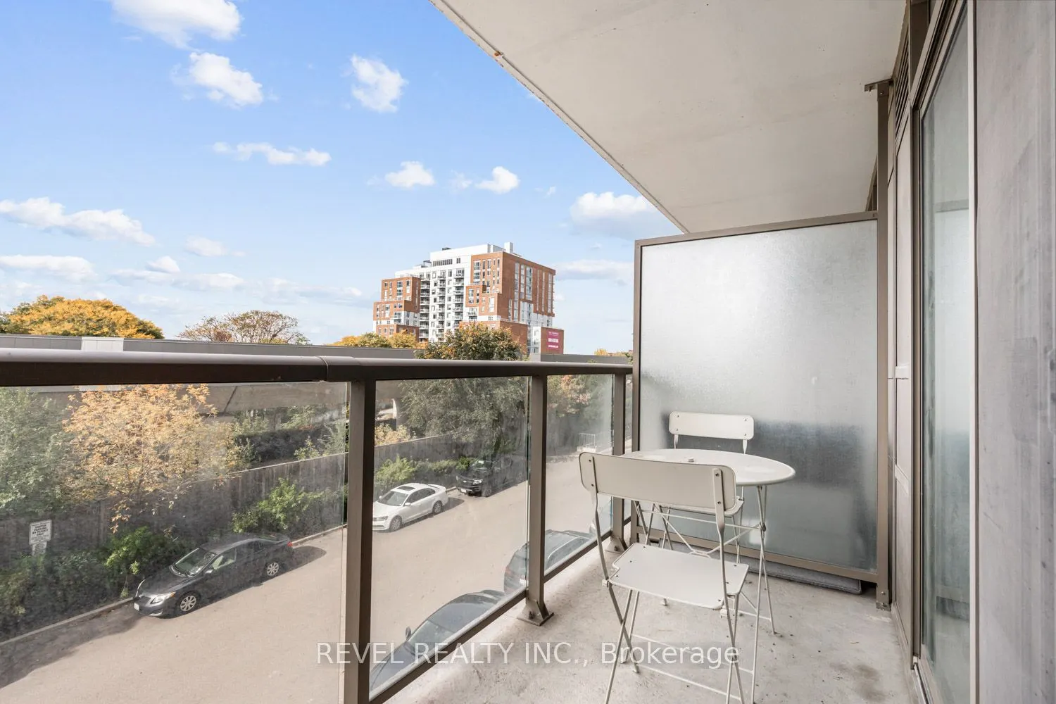 812 Lansdowne Avenue, #310