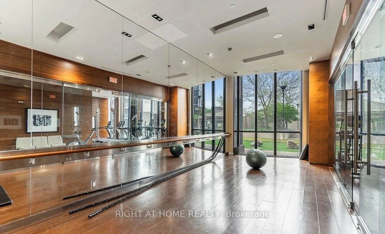 5 Valhalla Inn Road, #1804