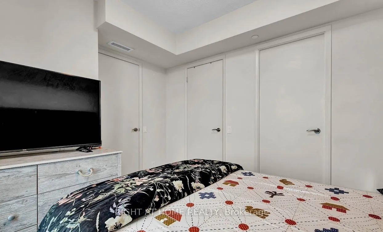 5 Valhalla Inn Road, #1804