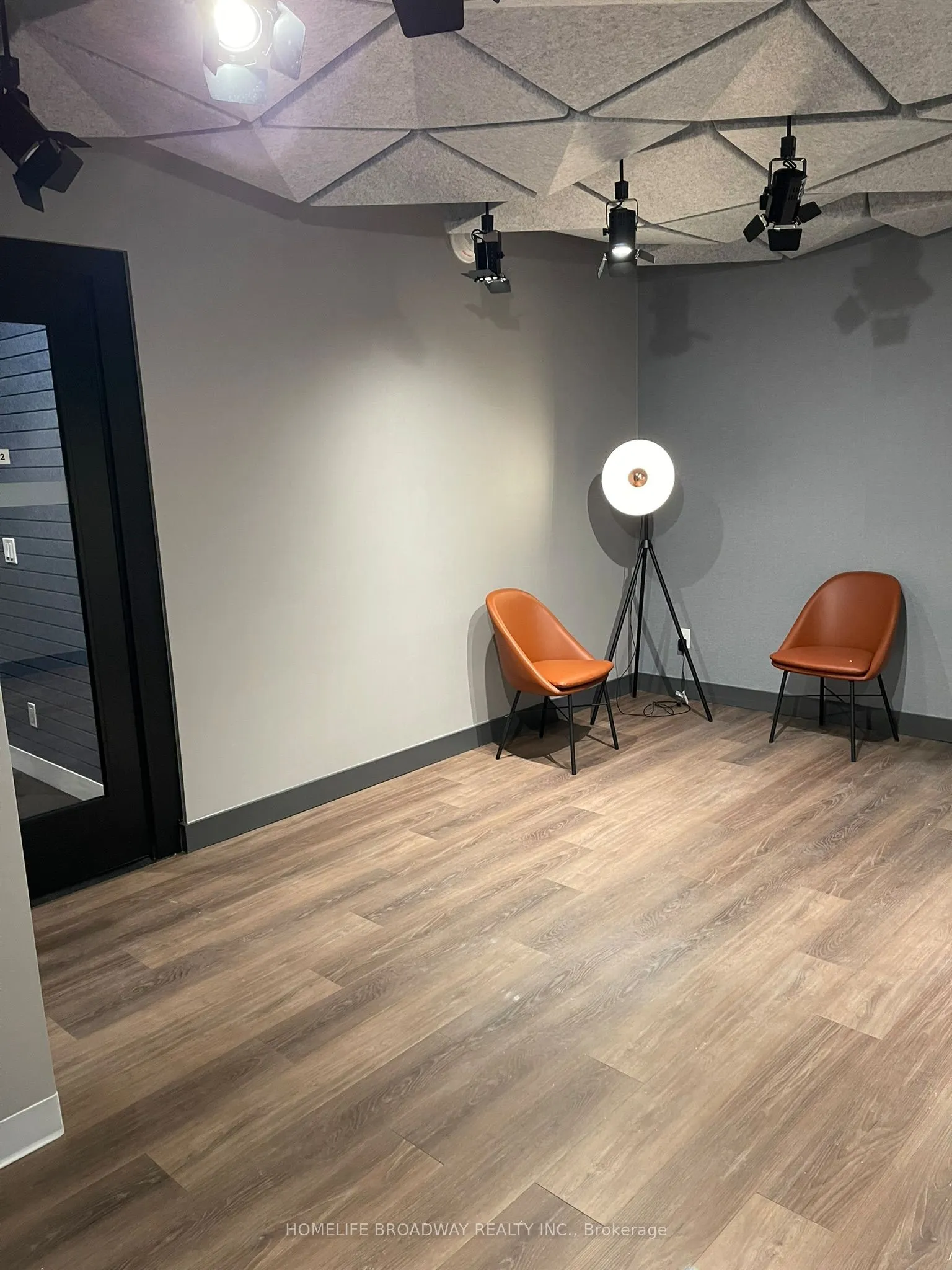 1037 The Queensway, #511