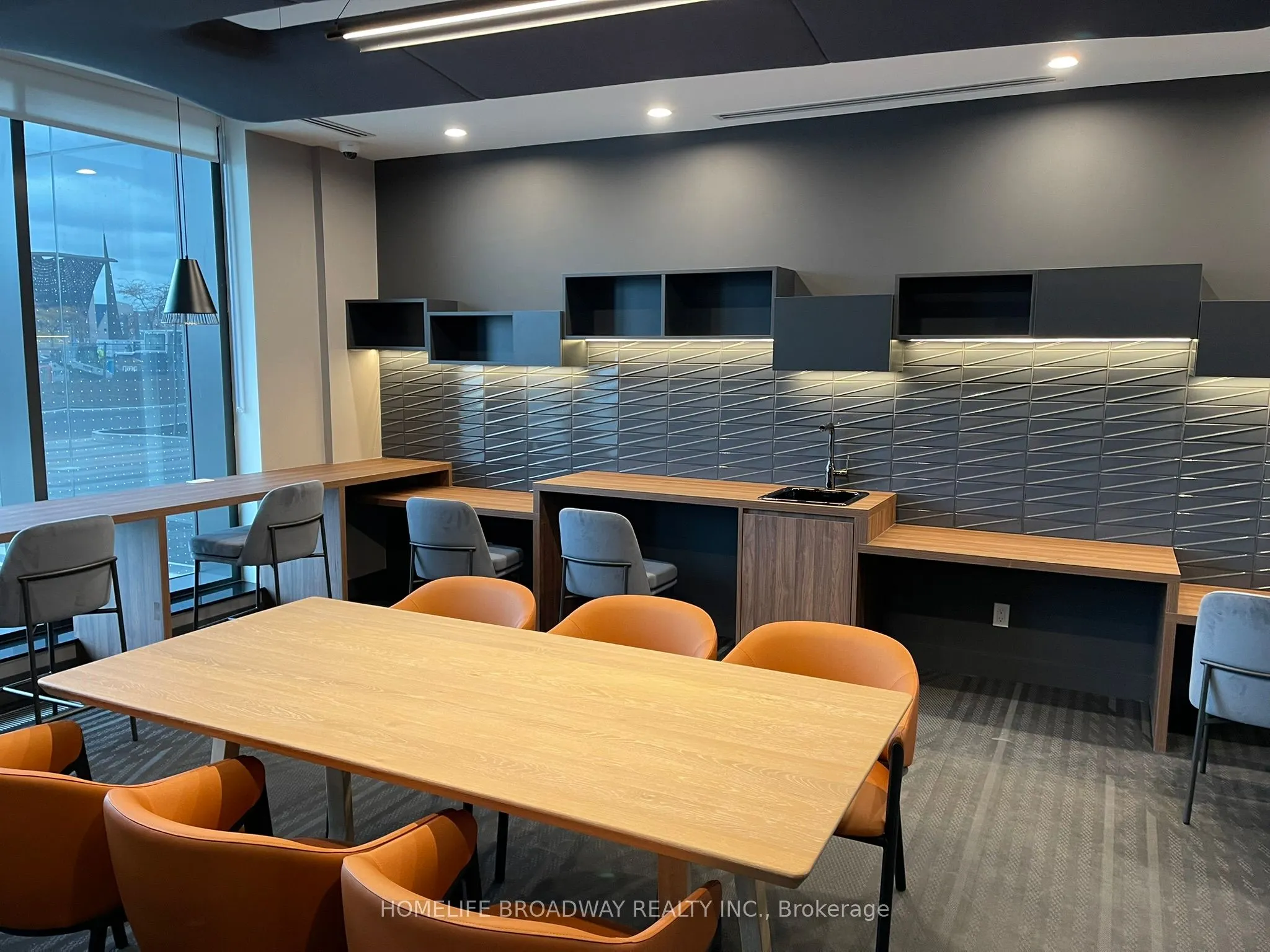 1037 The Queensway, #511