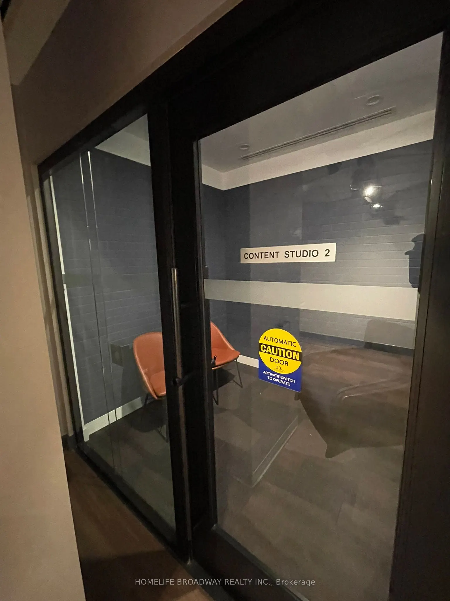 1037 The Queensway, #511