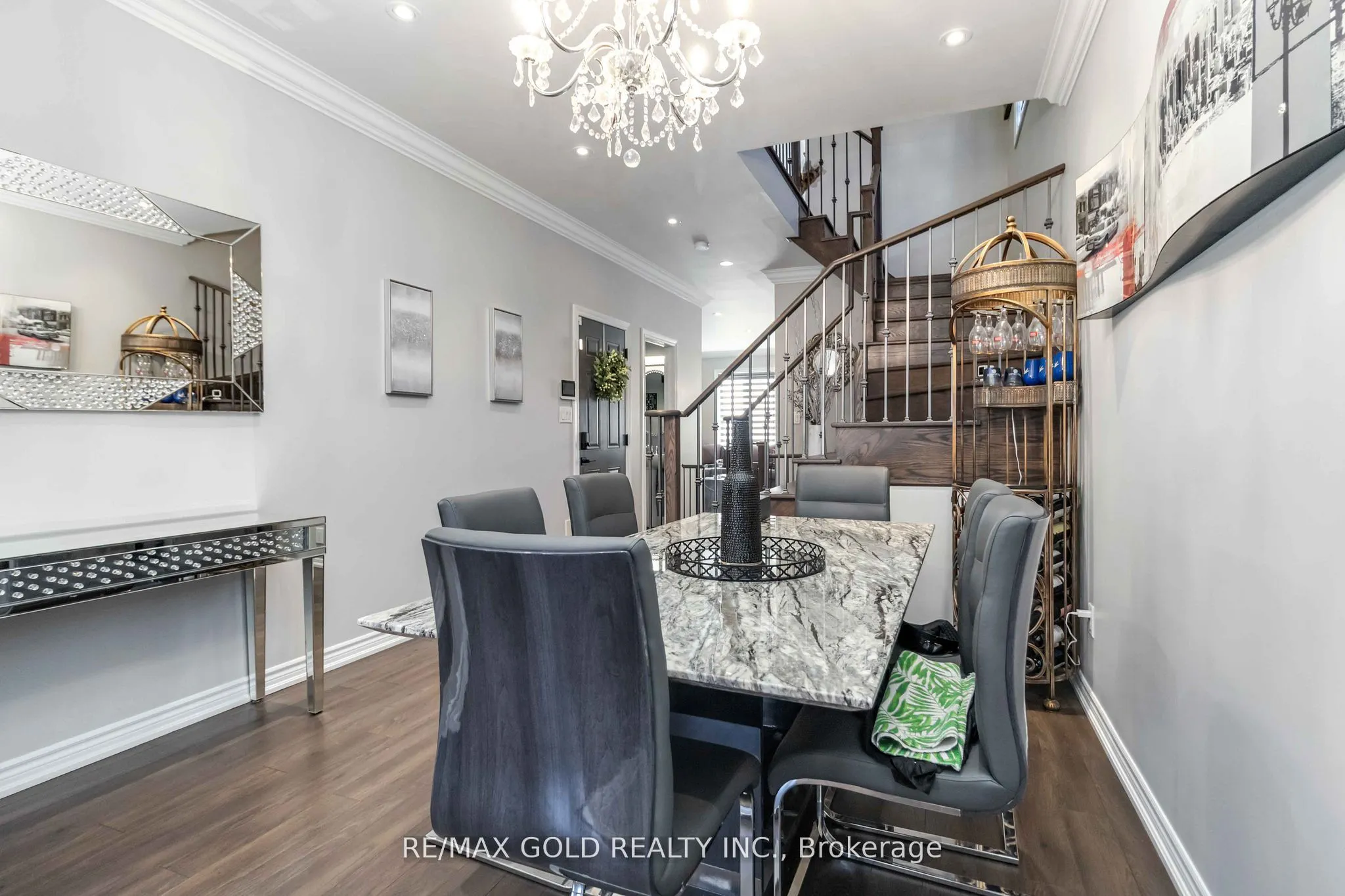 110 Kempenfelt Trail