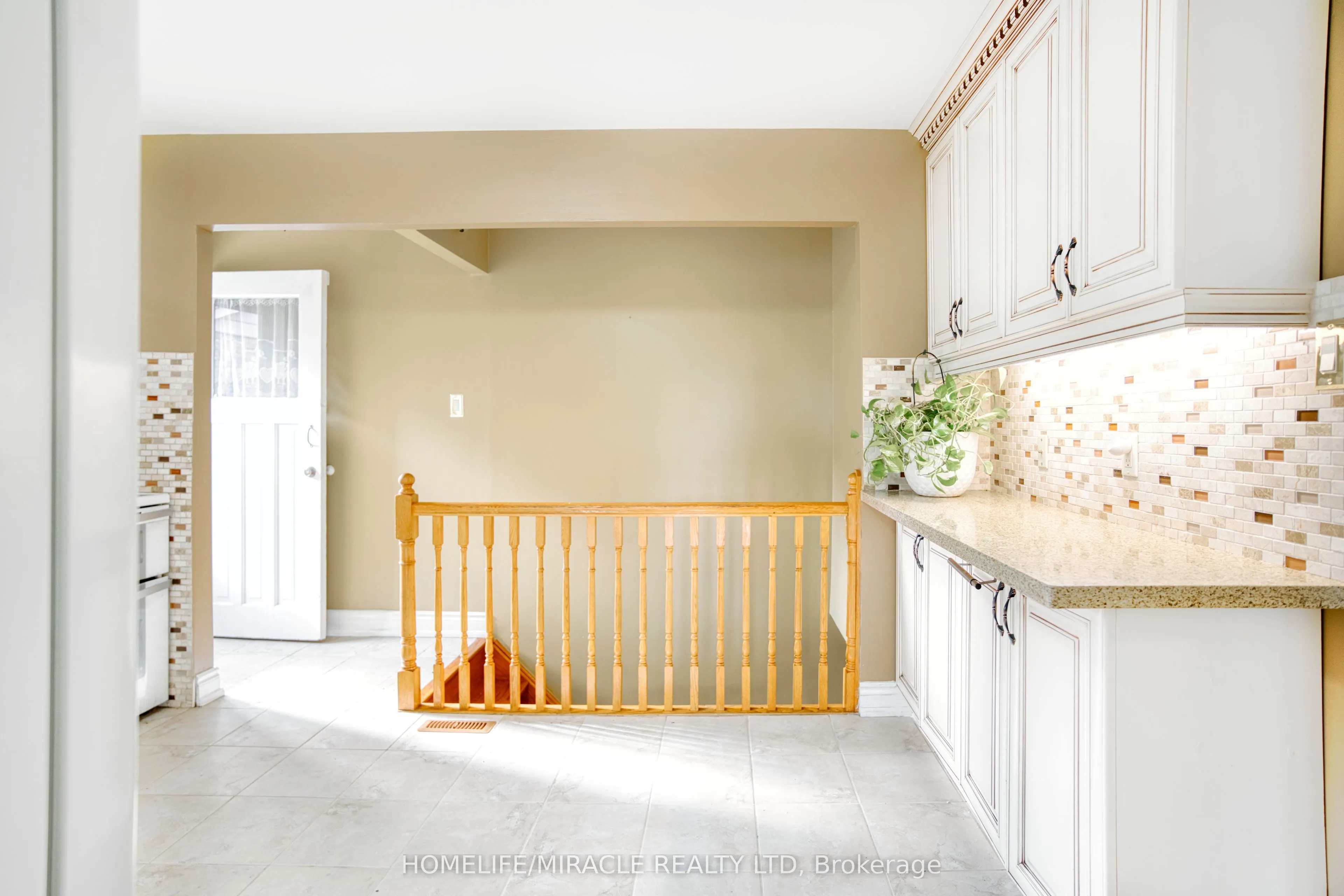 3353 Martins Pine Crescent, #409