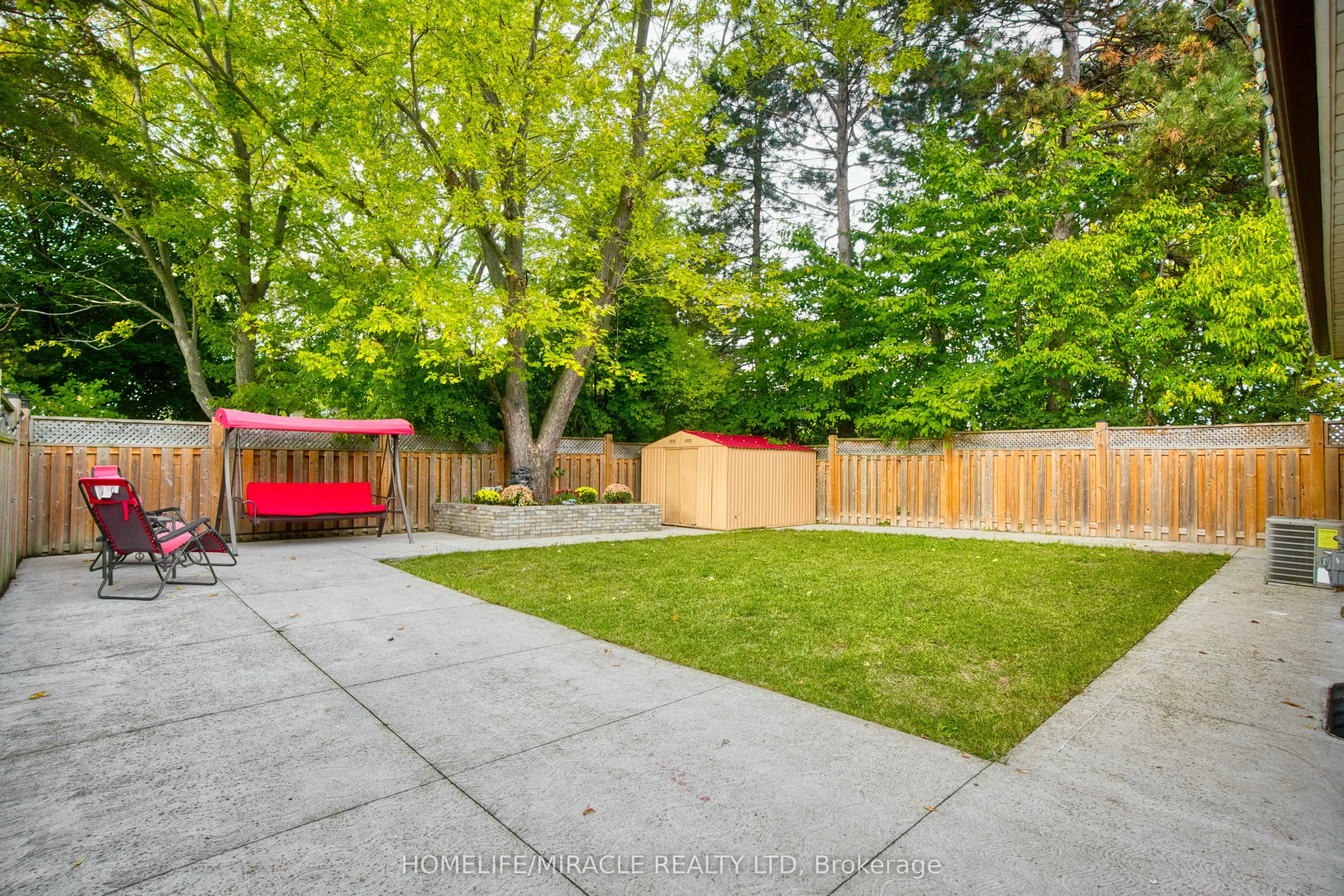 3353 Martins Pine Crescent, #409