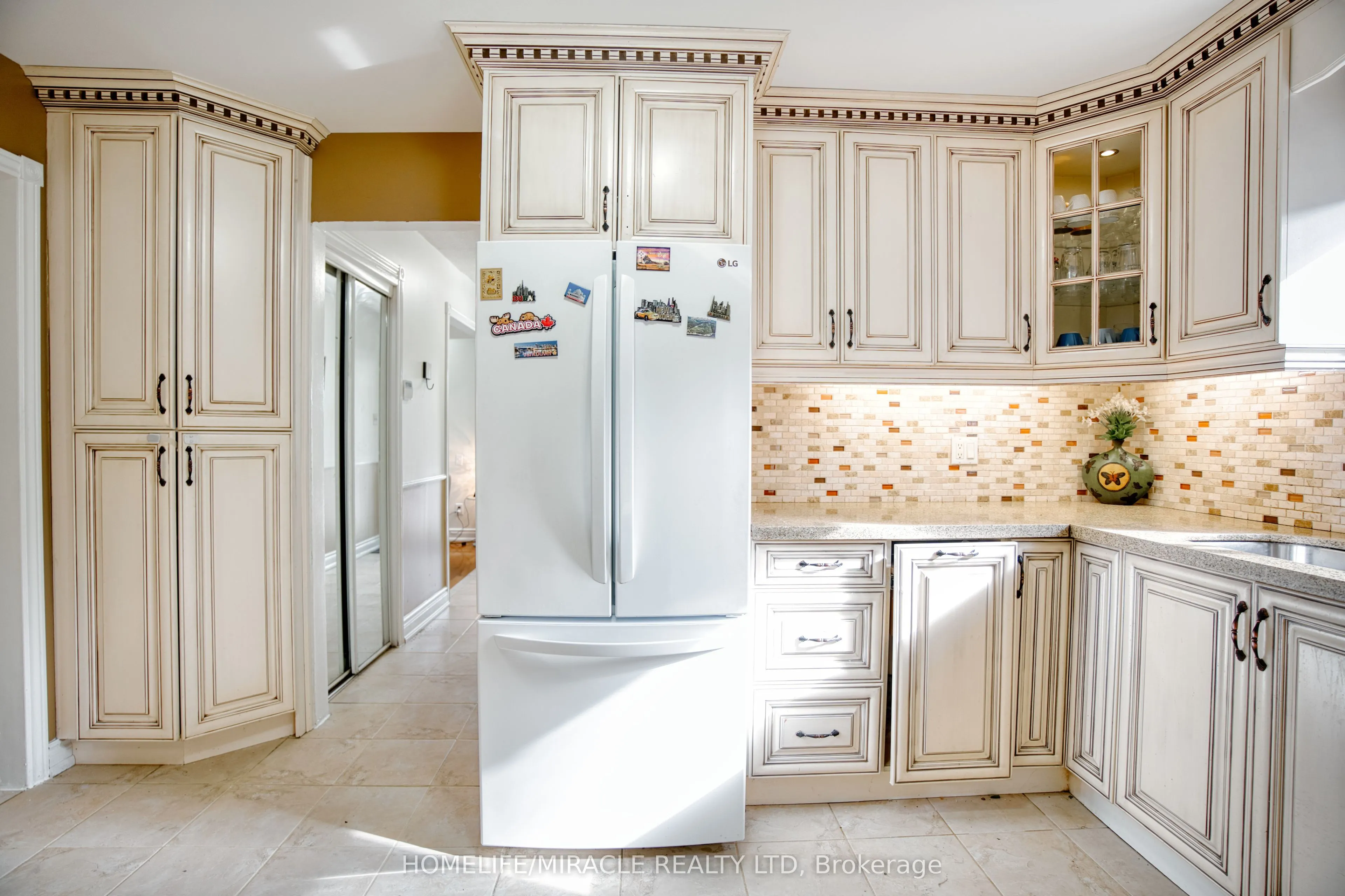 3353 Martins Pine Crescent, #409