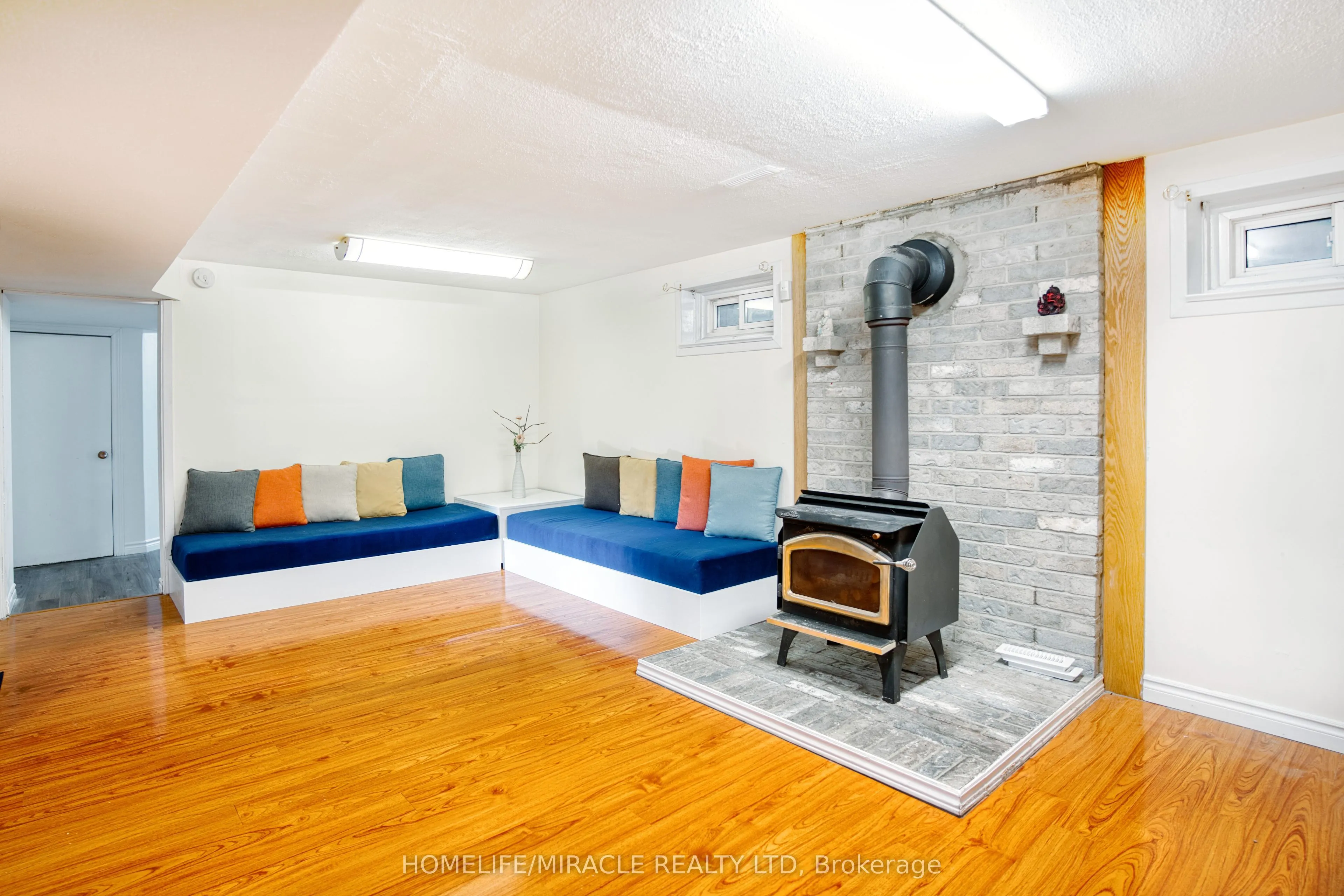 3353 Martins Pine Crescent, #409