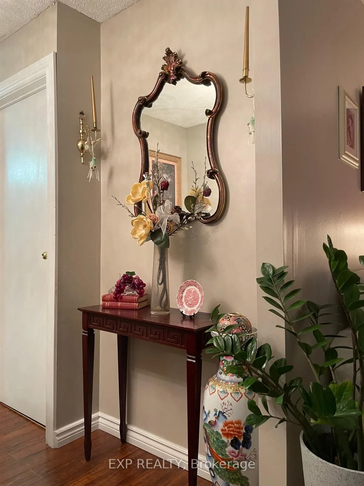 200 Lotherton Pathway, #508