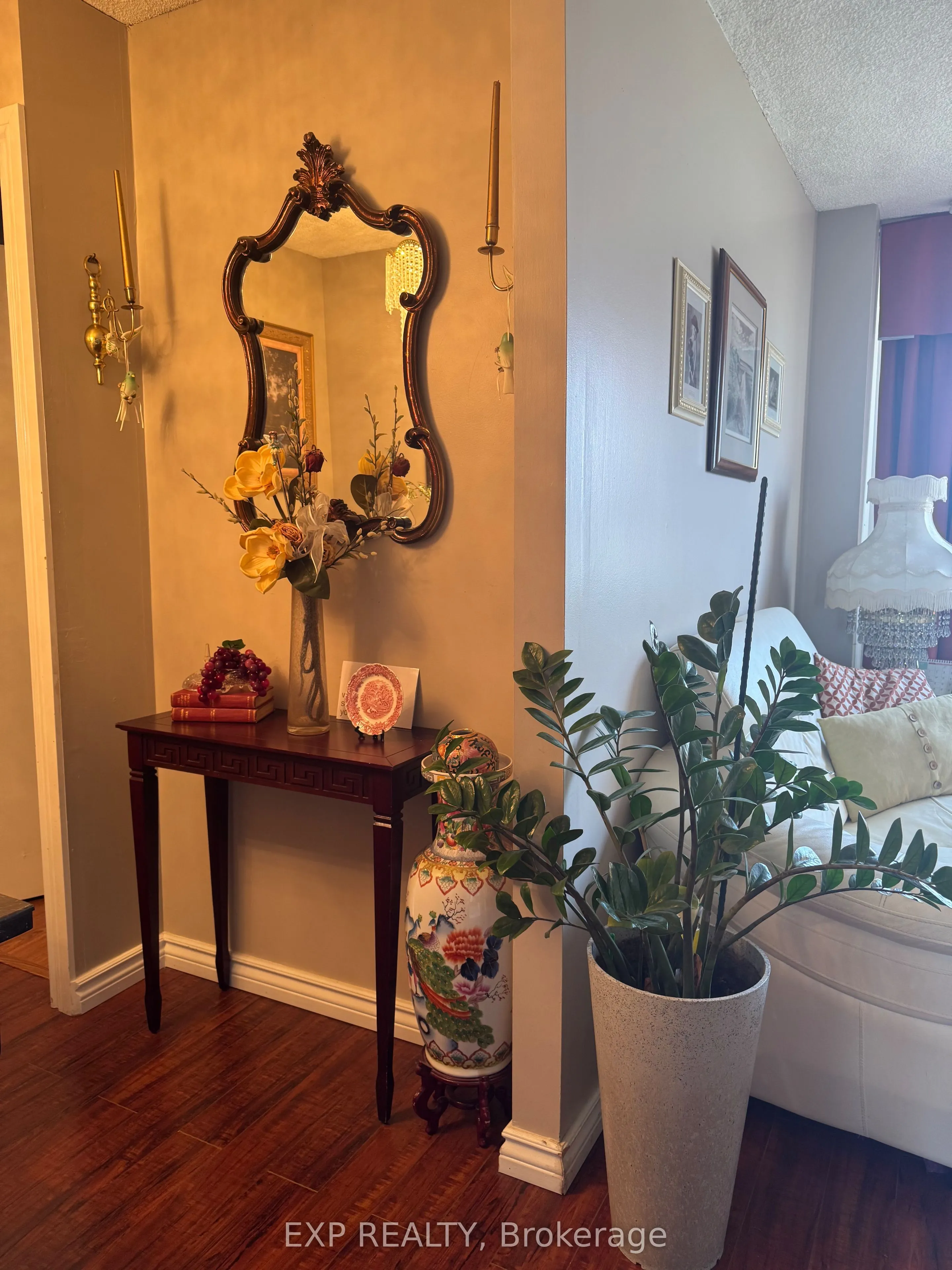 200 Lotherton Pathway, #508