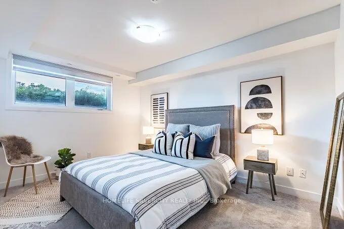 3058 Sixth Line, #104