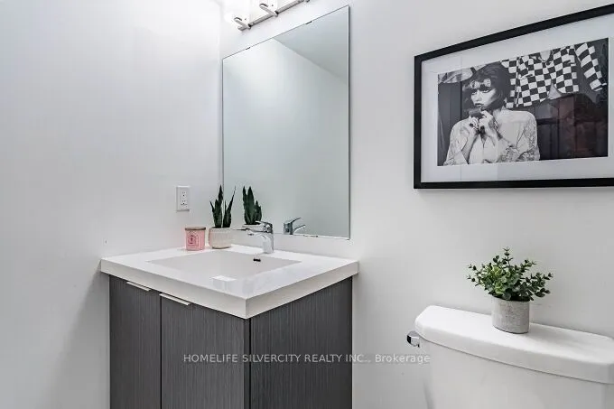 3058 Sixth Line, #104