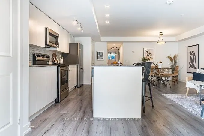 3058 Sixth Line, #104