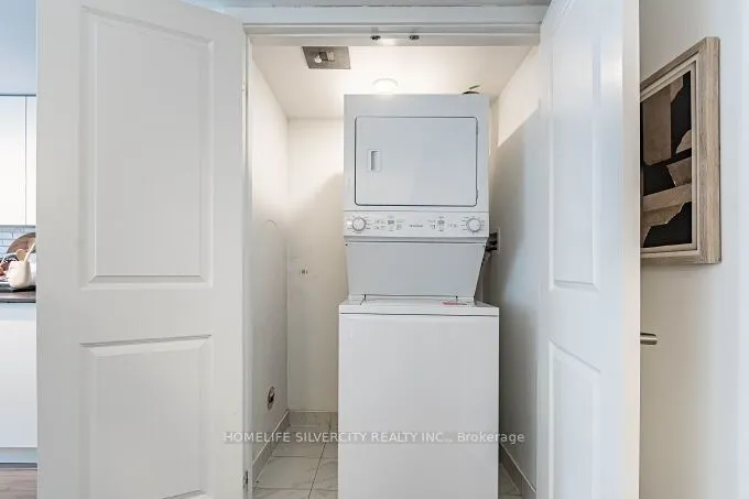 3058 Sixth Line, #104