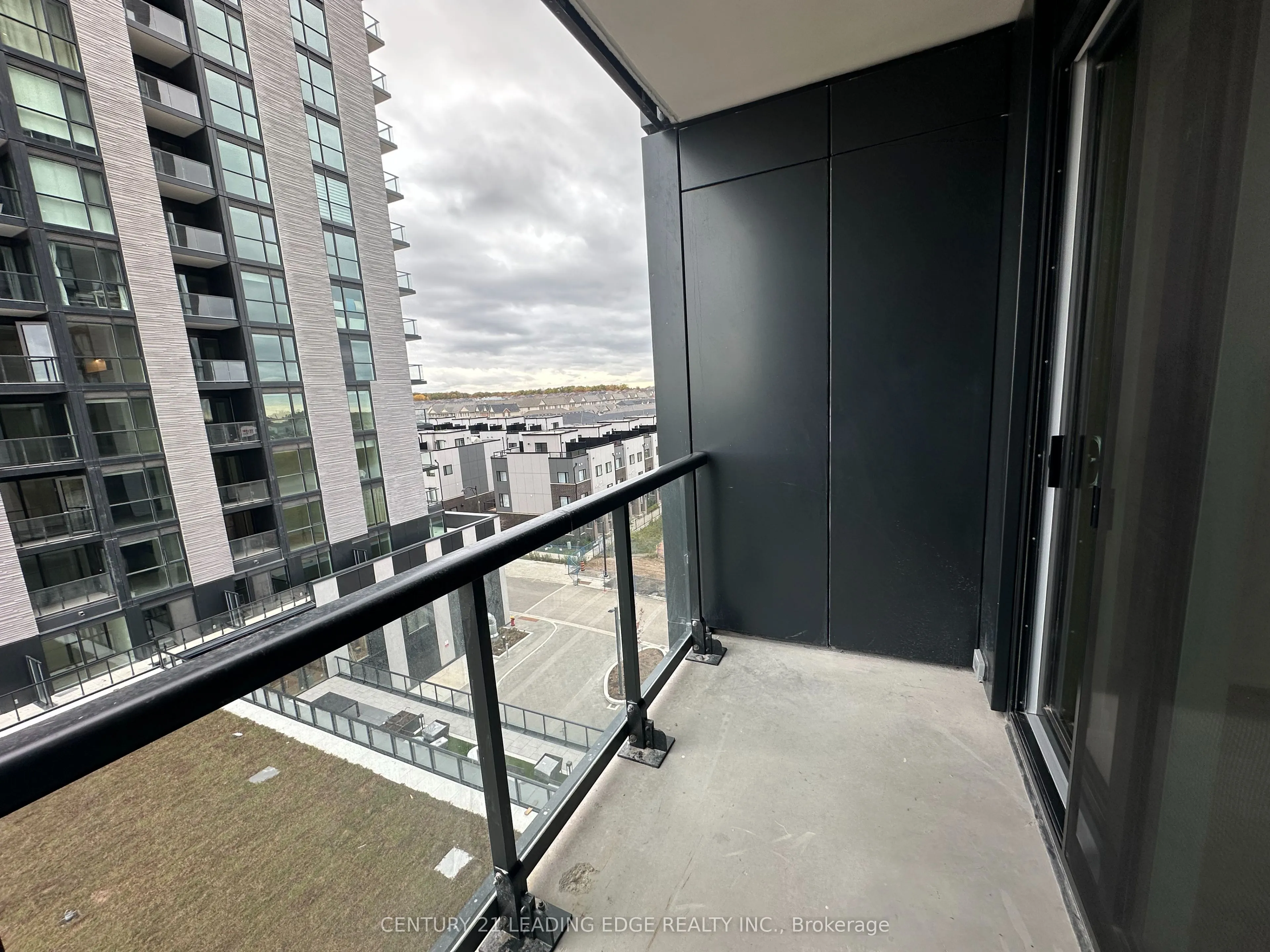 3071 Trafalgar Road, #610