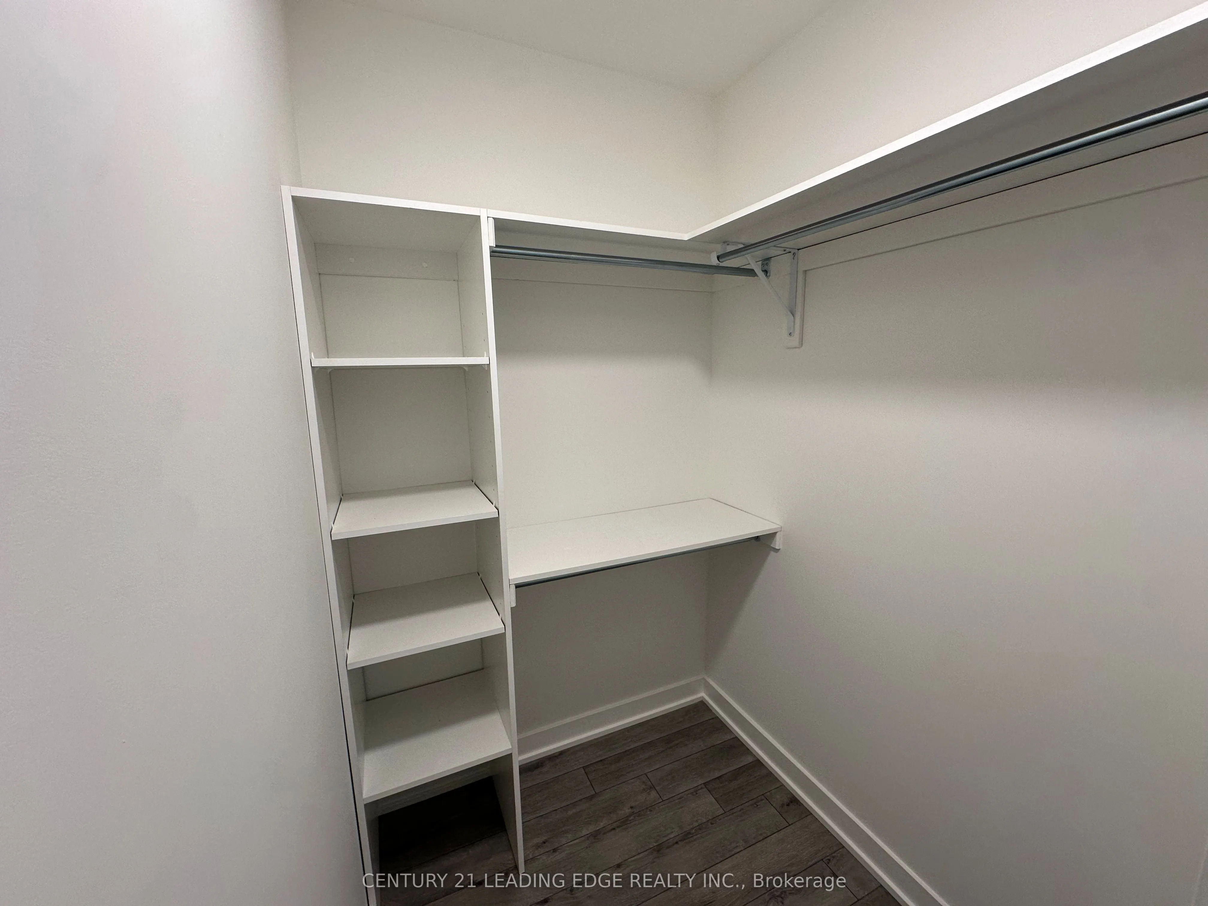 3071 Trafalgar Road, #610