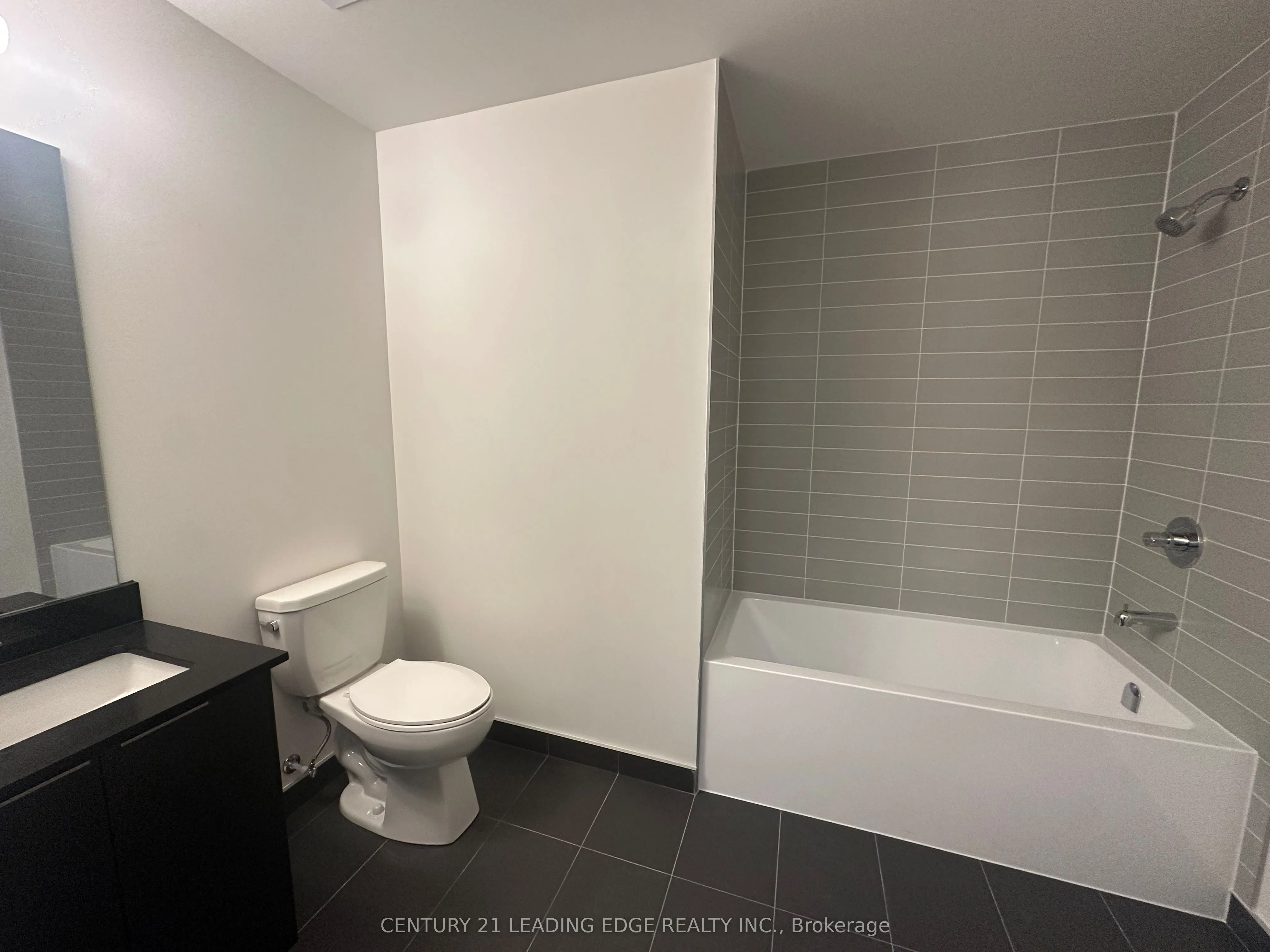 3071 Trafalgar Road, #610