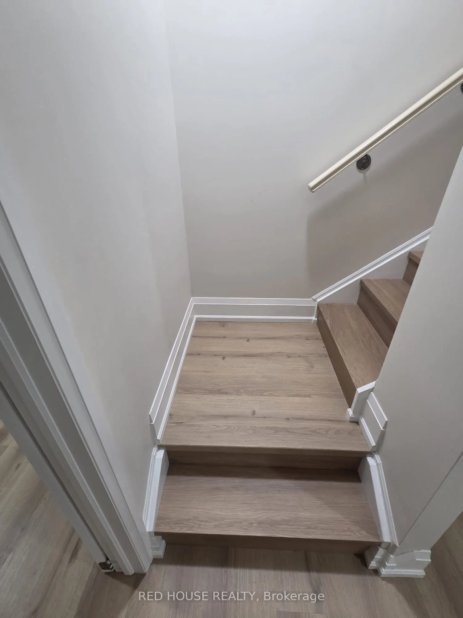 1414 Wellwood Terrace, #Basement