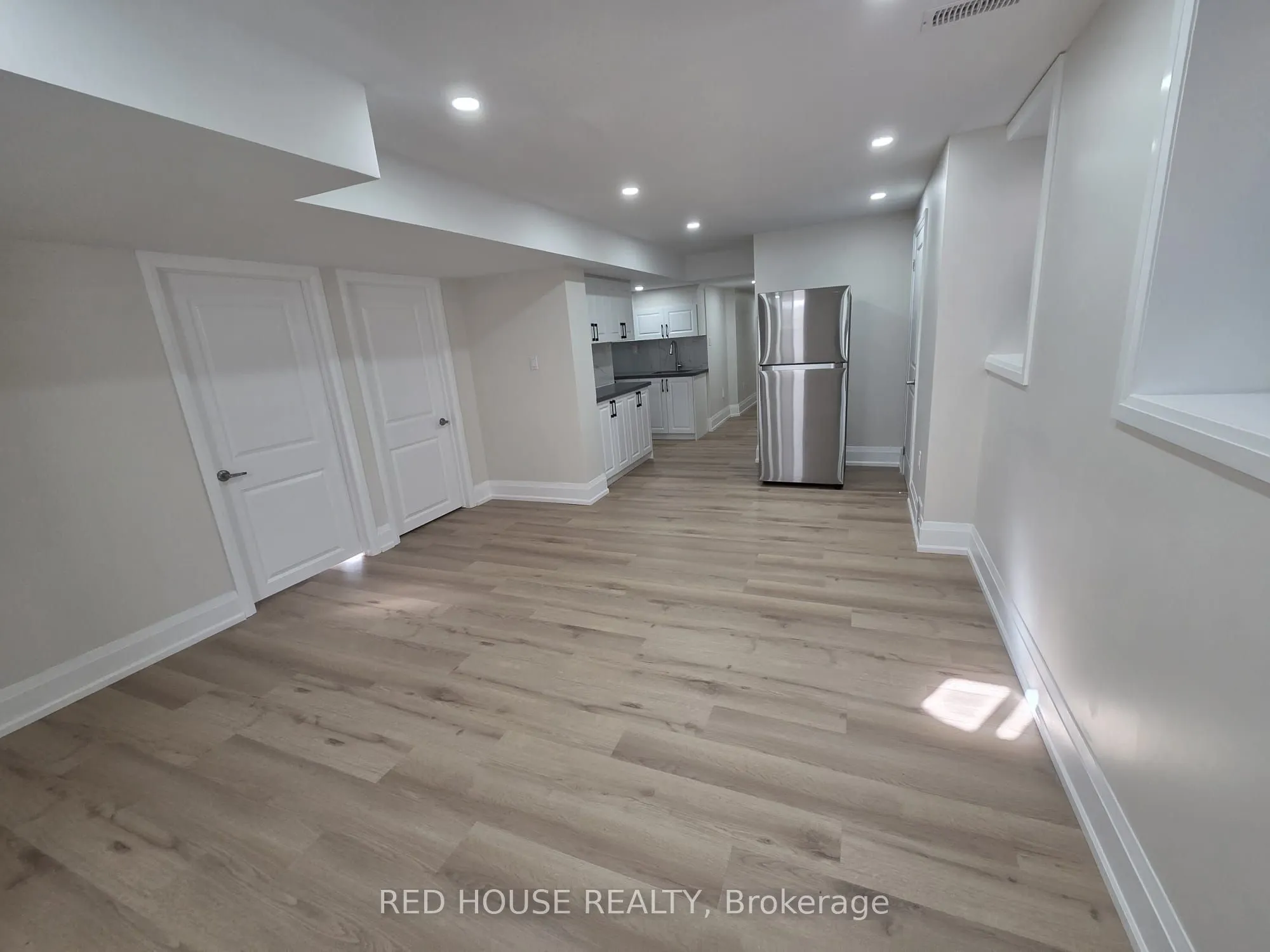 1414 Wellwood Terrace, #Basement