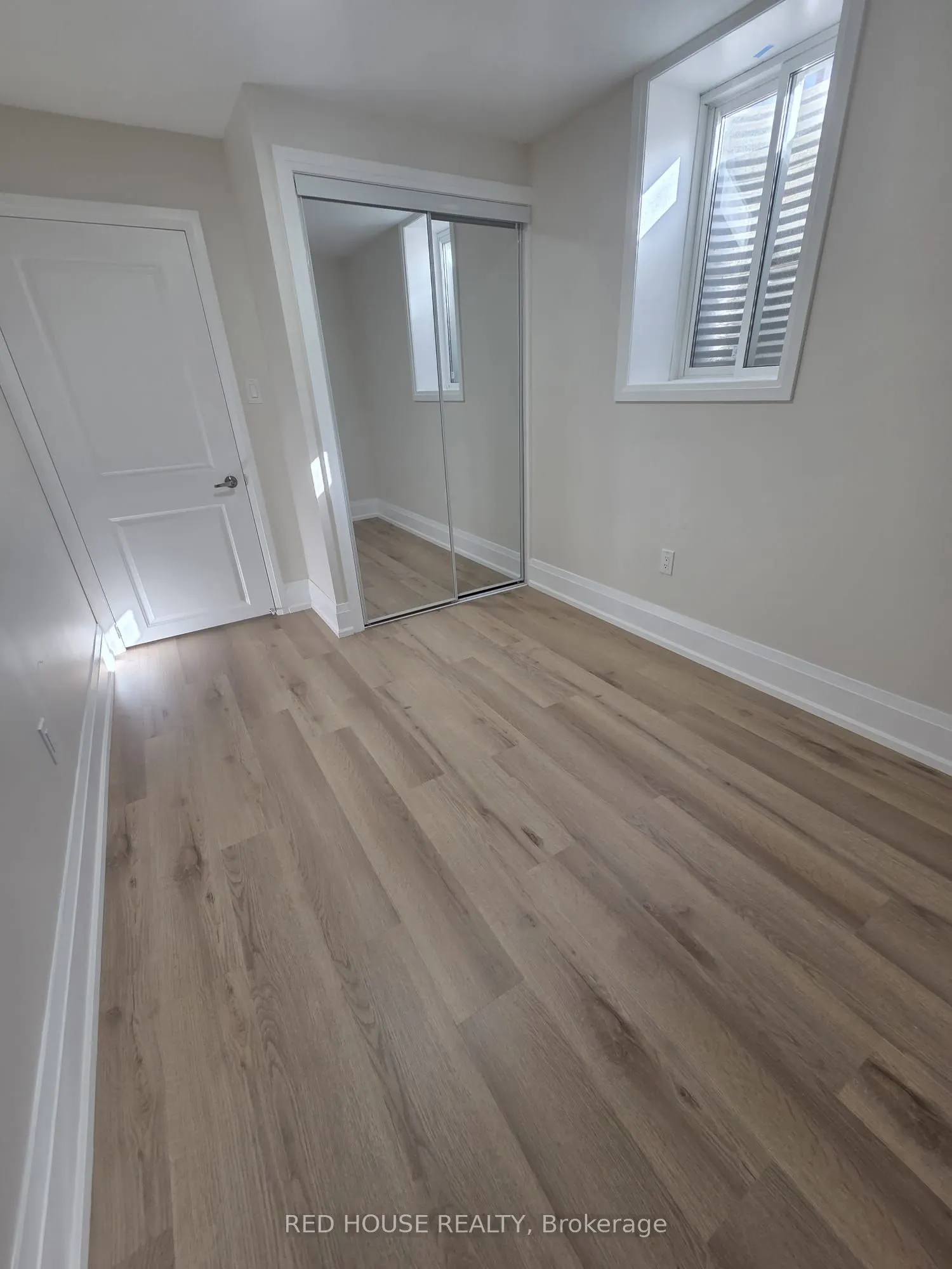 1414 Wellwood Terrace, #Basement