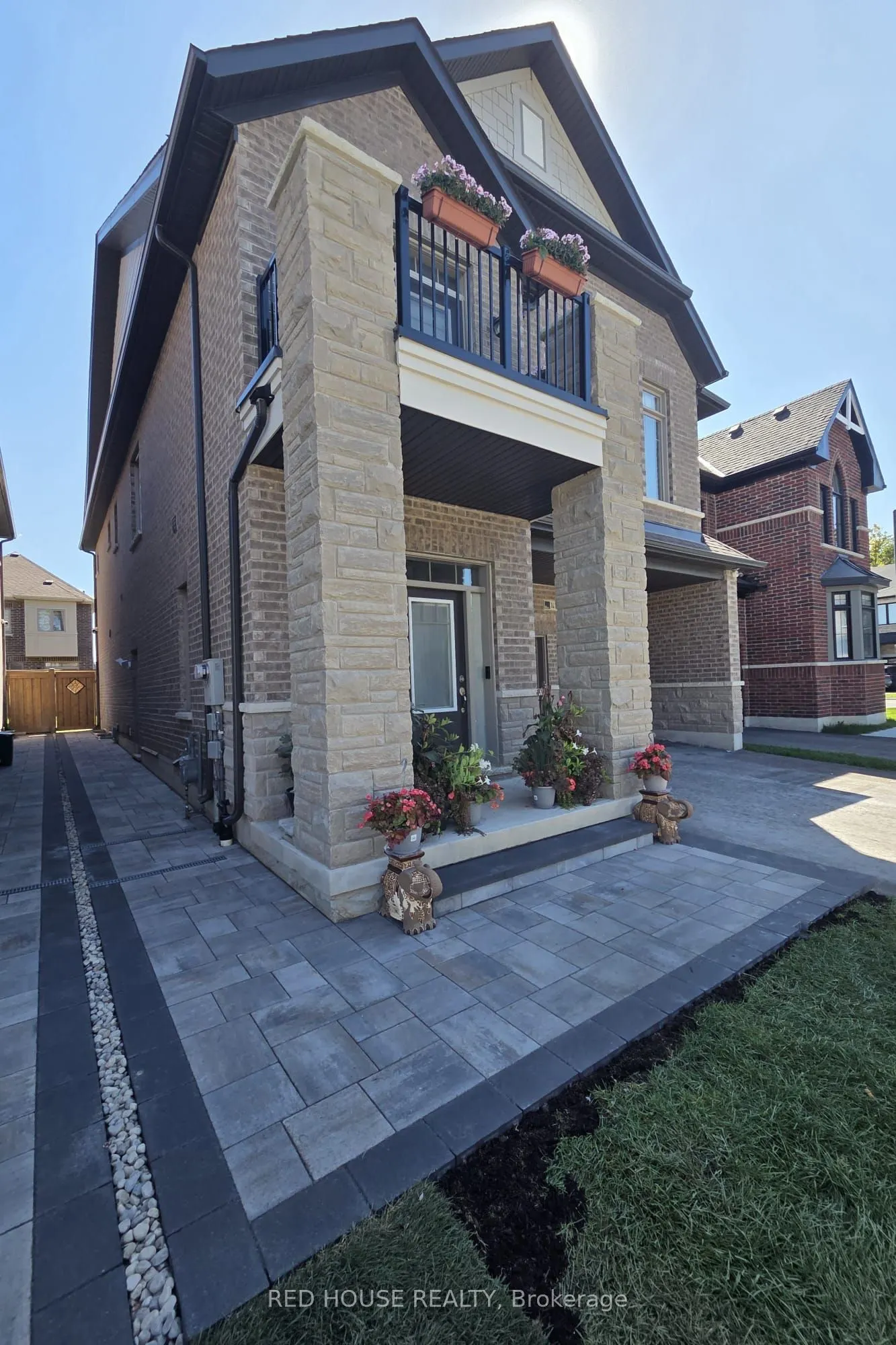 1414 Wellwood Terrace, #Basement