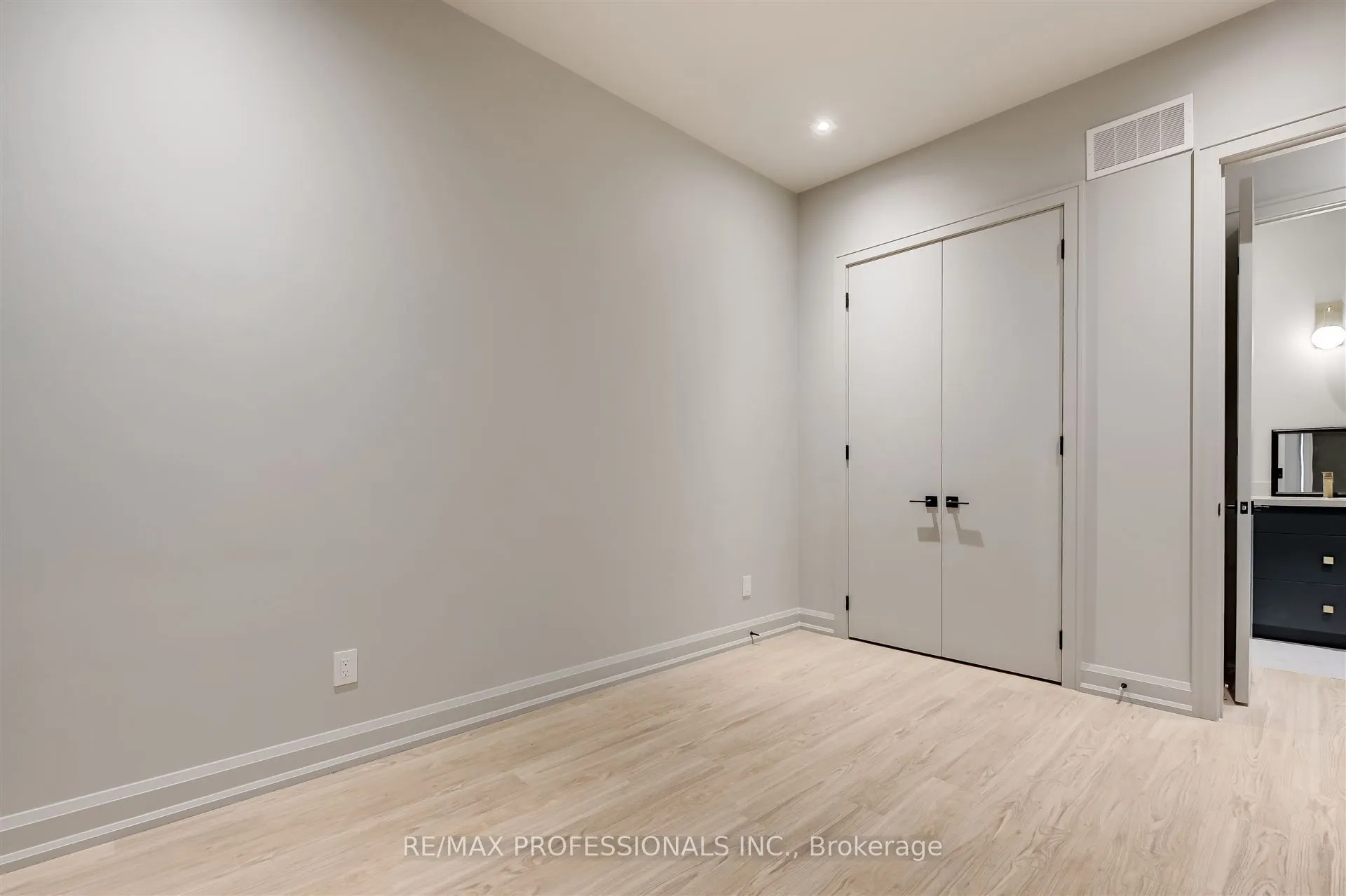 56 Shaver Avenue S, #Garden