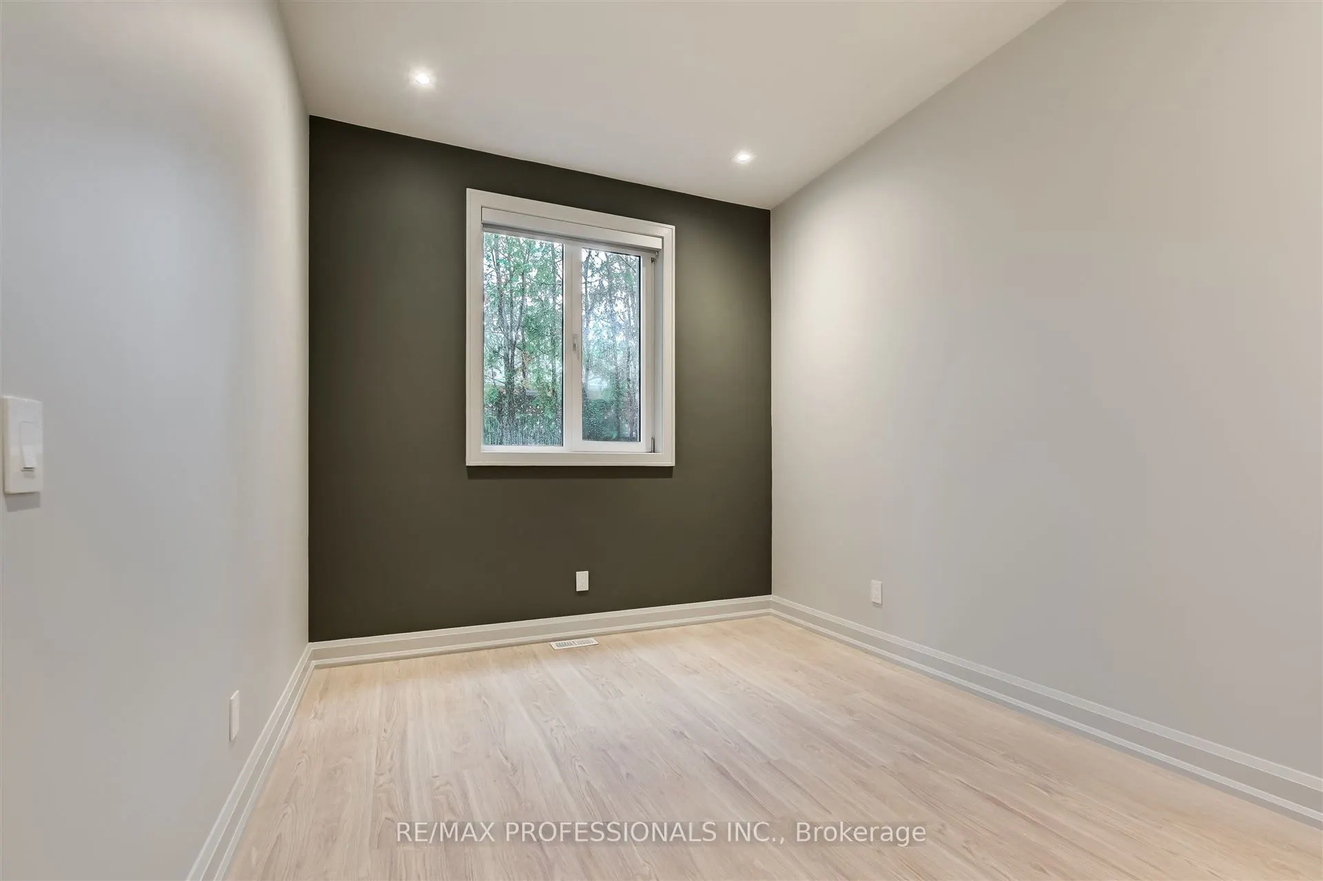 56 Shaver Avenue S, #Garden