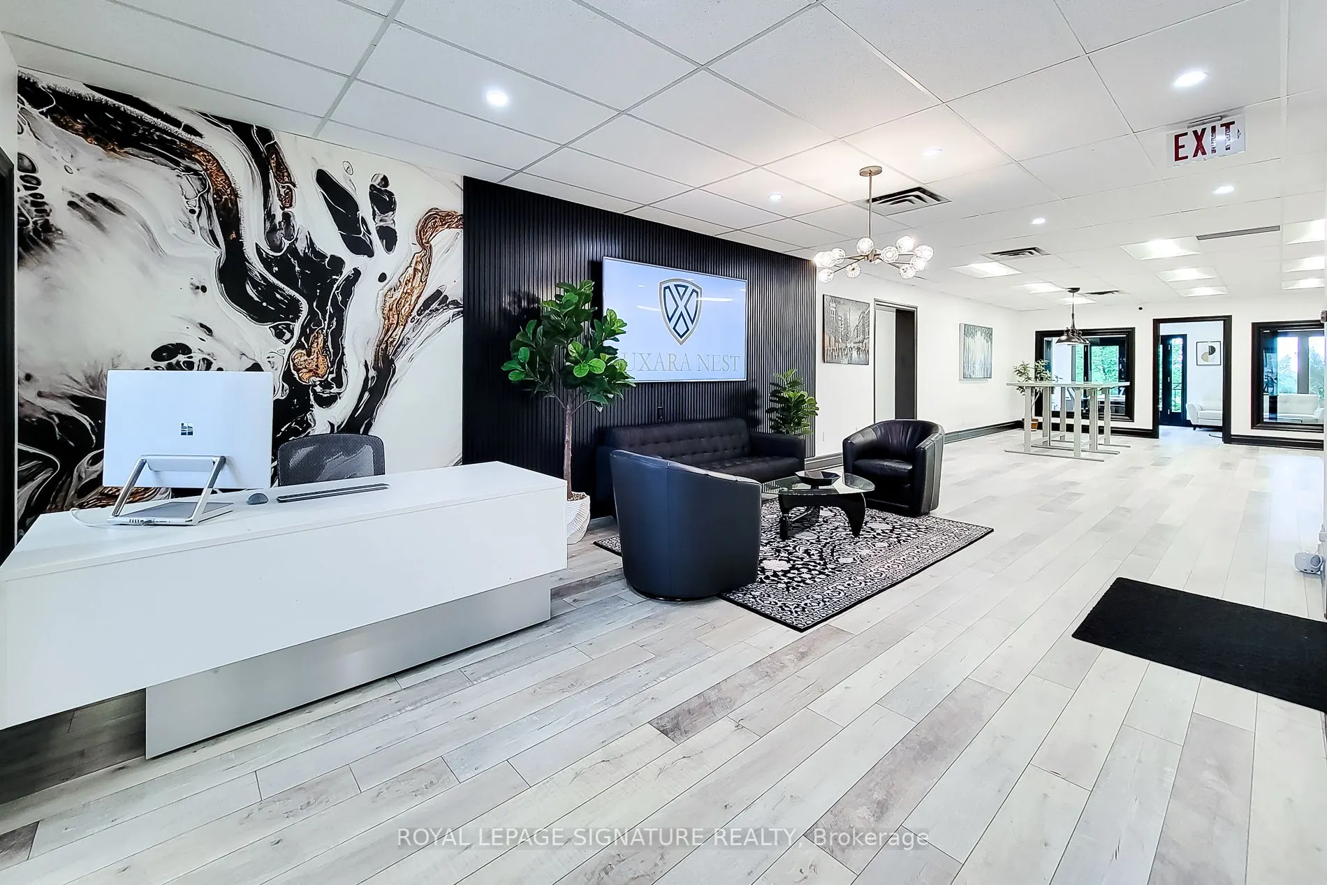 414 North Service Road E, #300